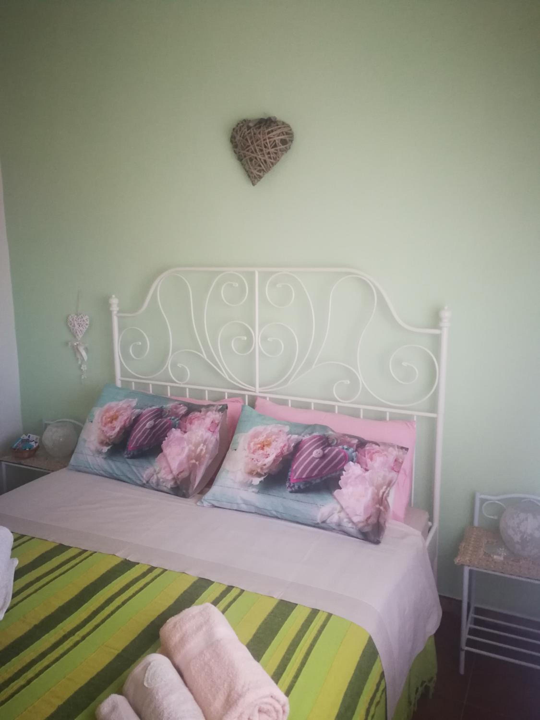 Double Room - Photo 8