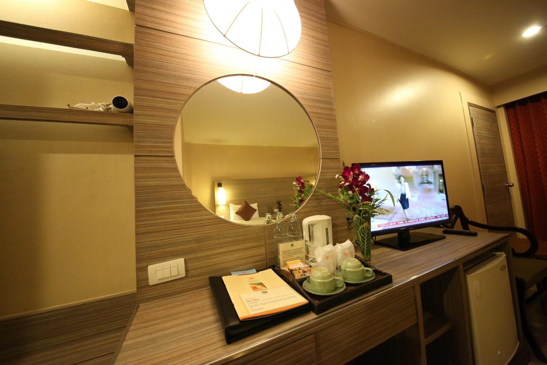 room photo