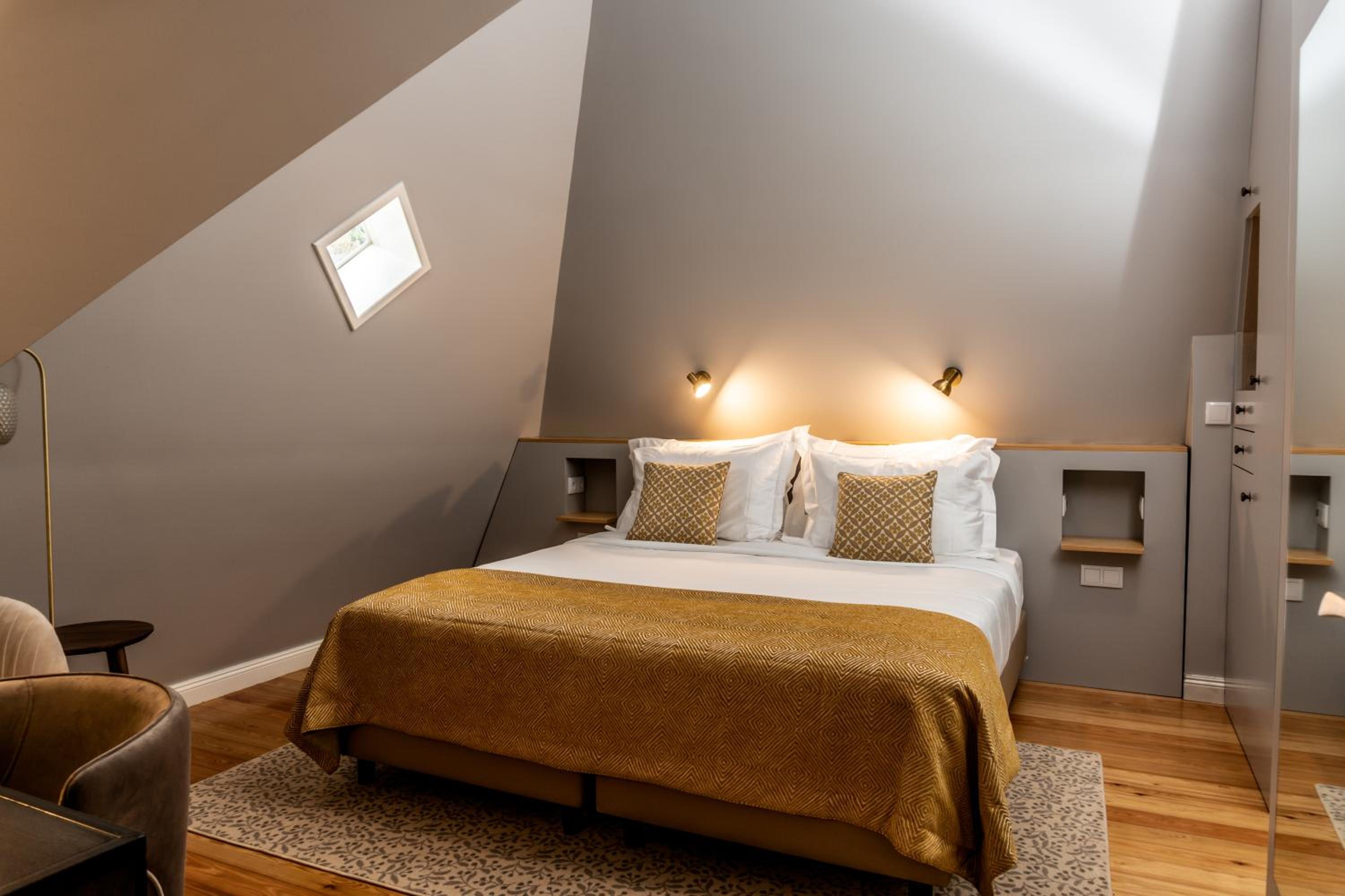 Cozy Double Room - Photo 6