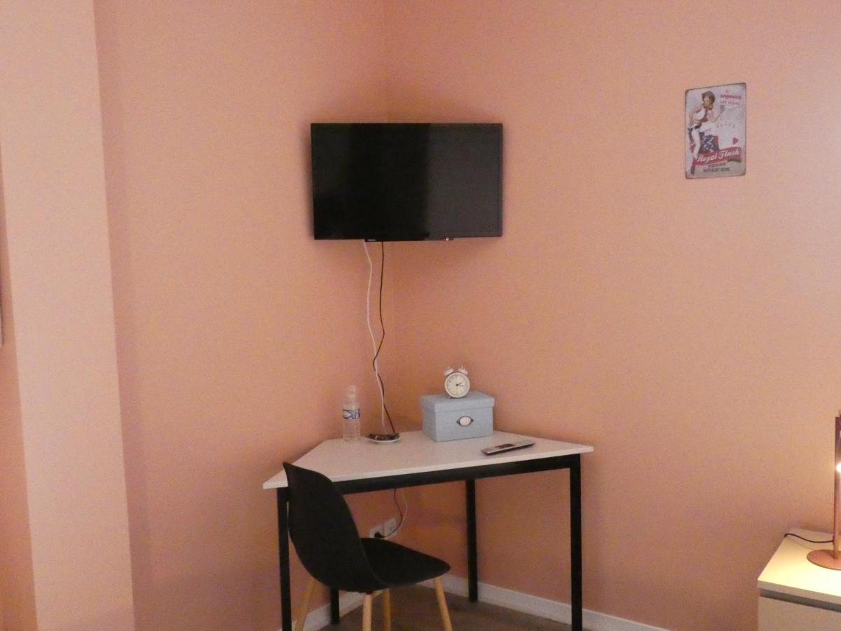 Family Room with Shower - Photo 8