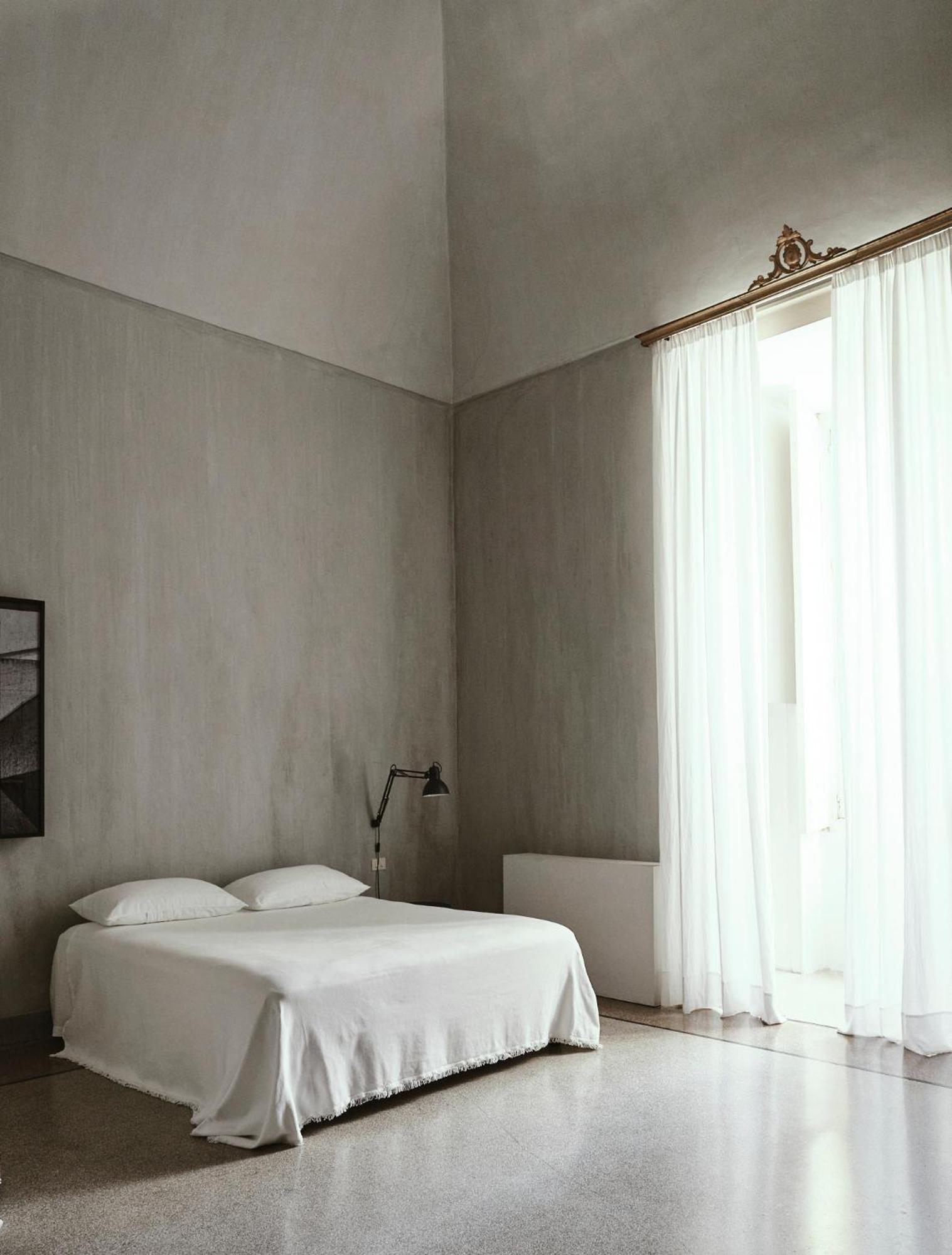 Suite - Photo 7
