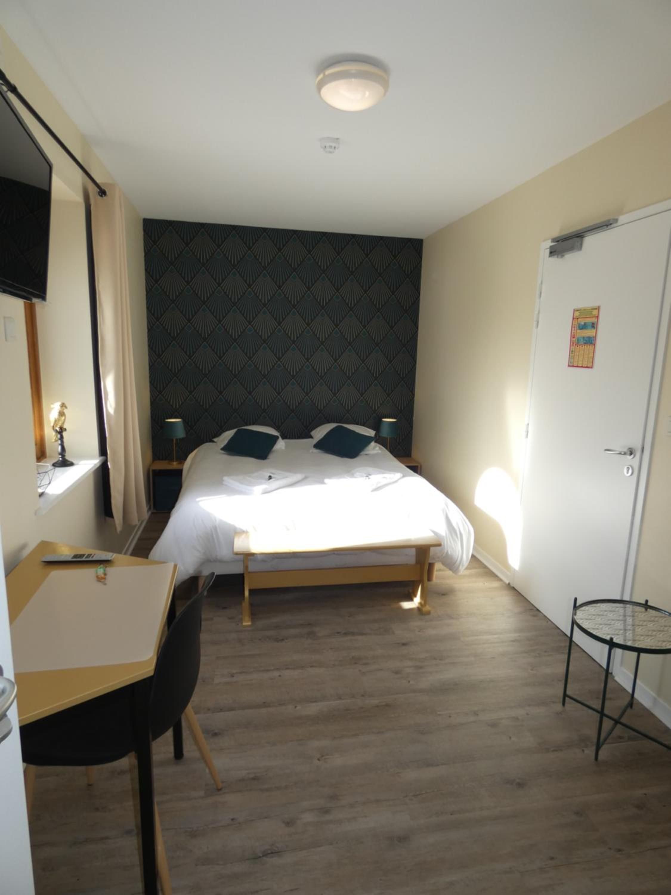 Deluxe Double Room - Photo 1