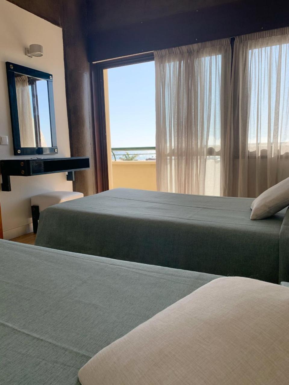 Superior One-Bedroom Apartment with Sea View - Photo 18