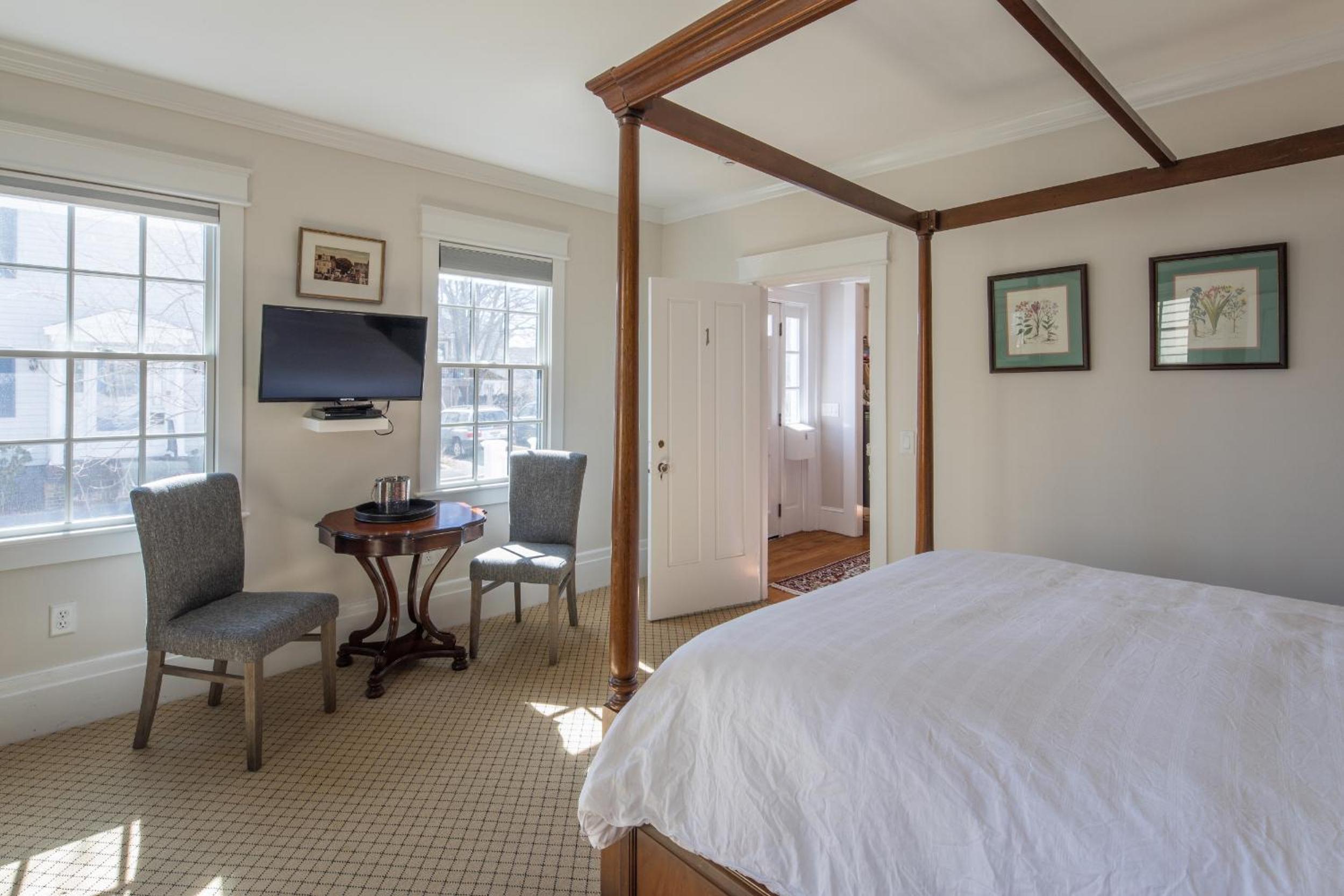 Deluxe Queen Room photo 1