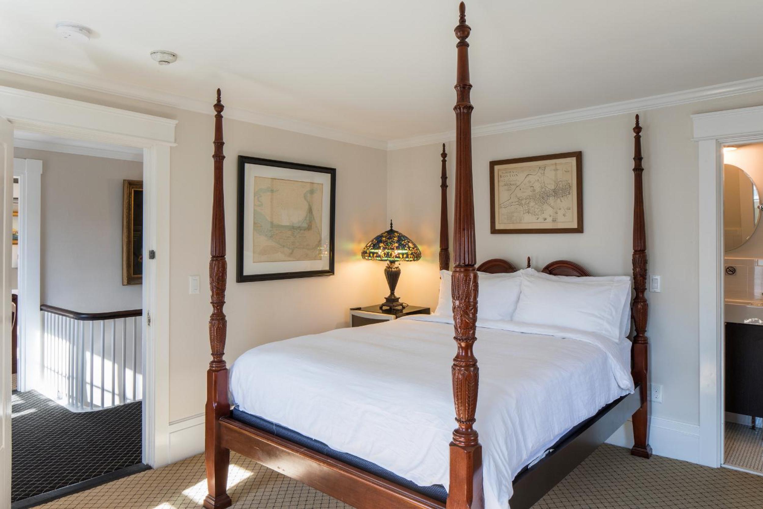 Deluxe Queen Room photo 3