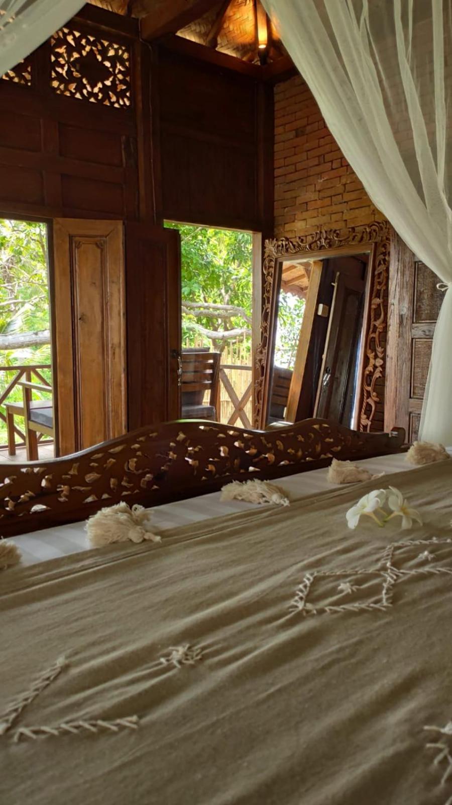 Deluxe Bungalow with Garden View - Photo 15