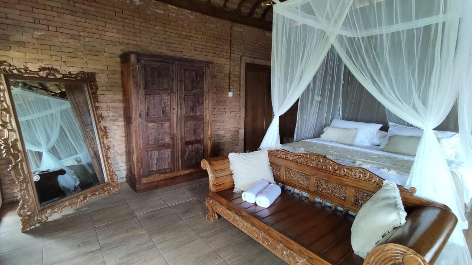 Deluxe Bungalow with Garden View - Photo 4