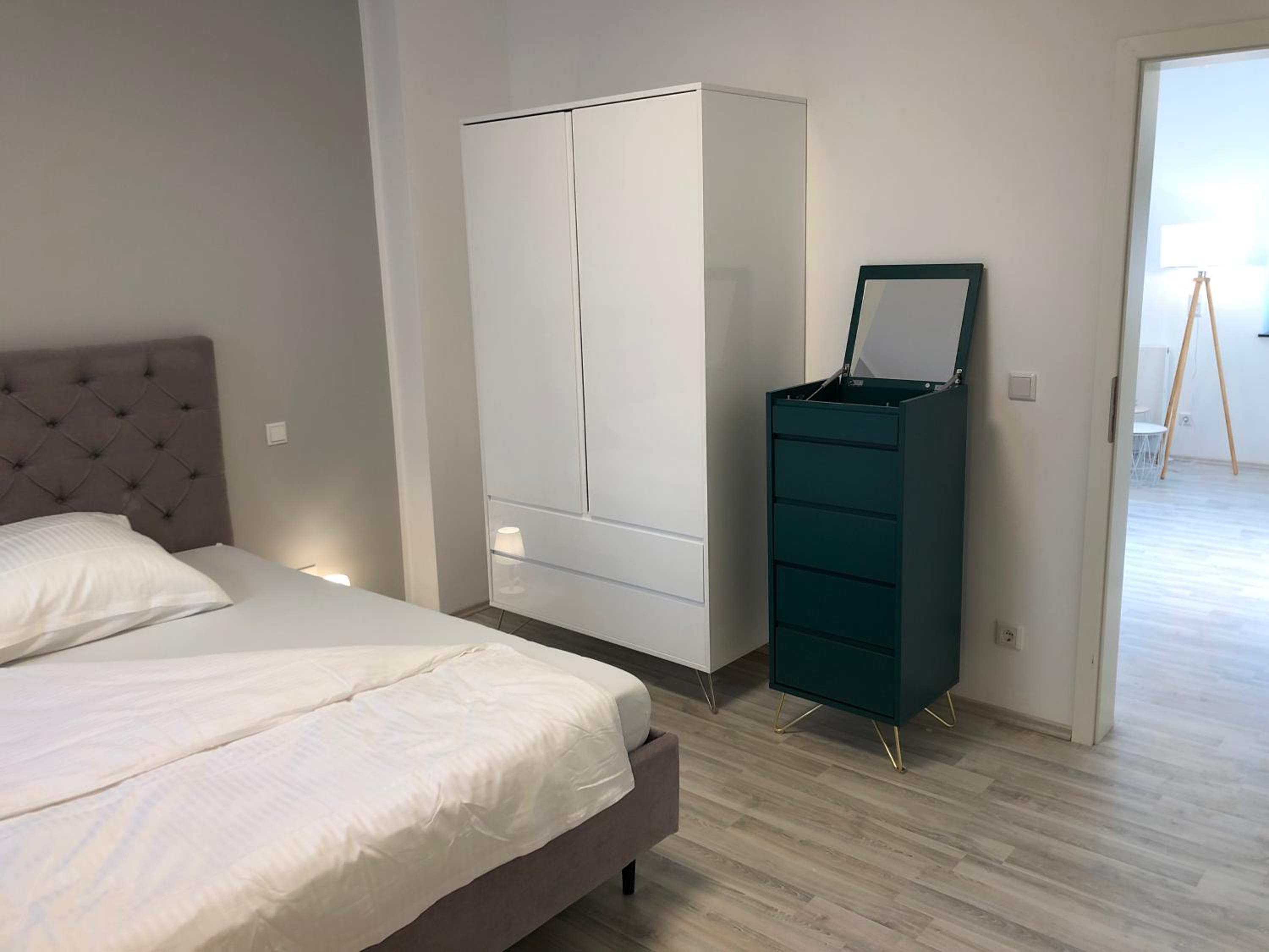 Studio Apartment photo 2