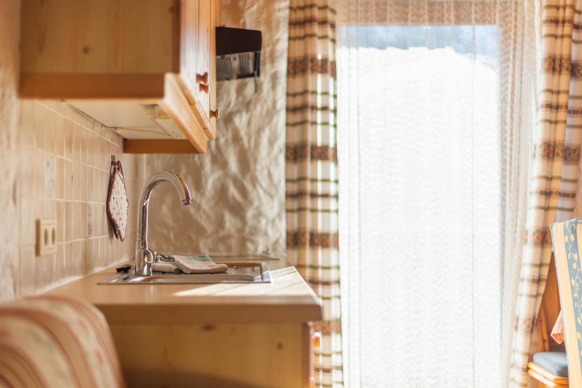 Two-Bedroom Apartment with Mountain View (4 Adults) - Photo 15