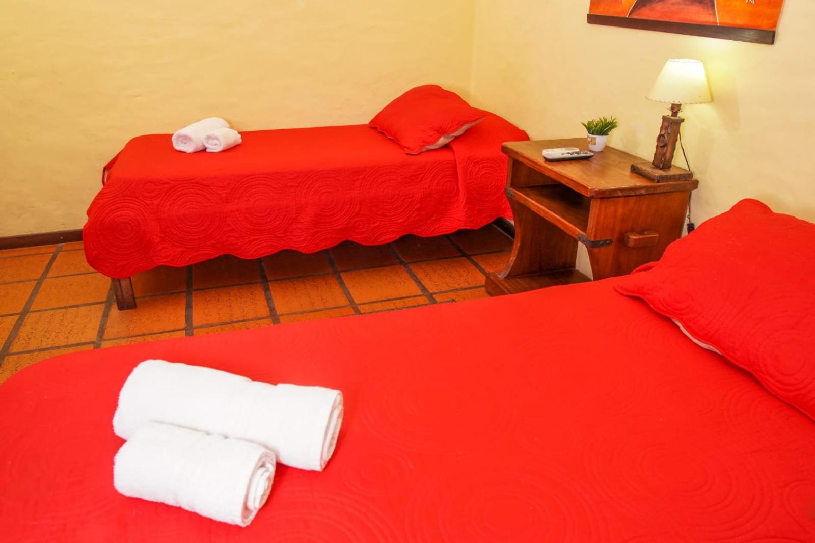 Twin Room with Private Bathroom photo 1
