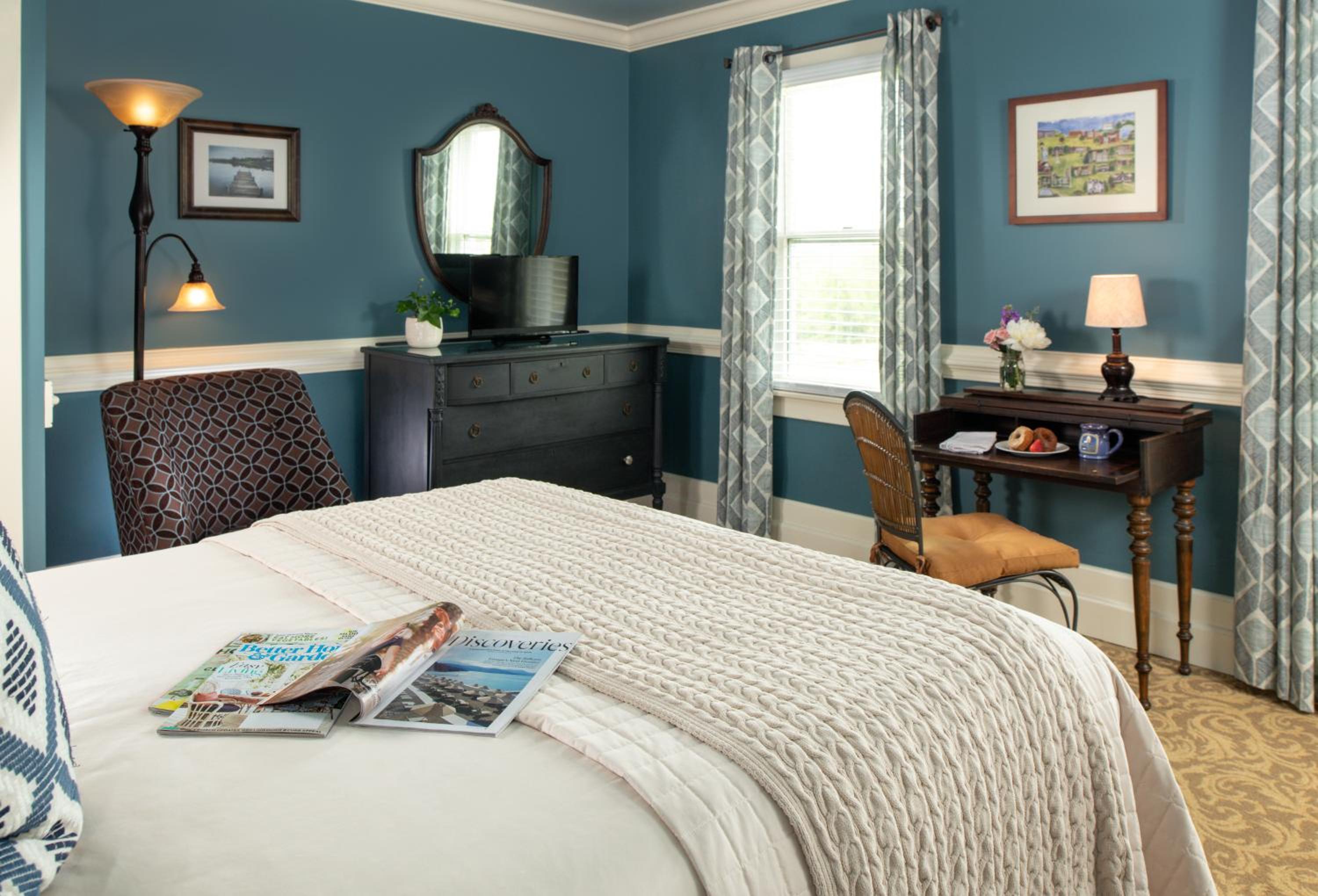 Queen Room photo 3