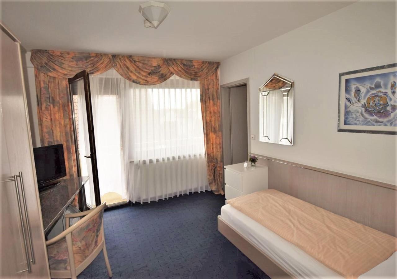Single Room photo 2