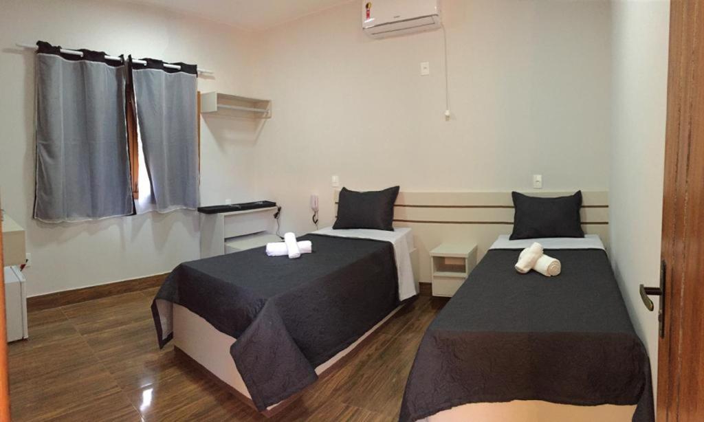 Large Twin Room photo 1