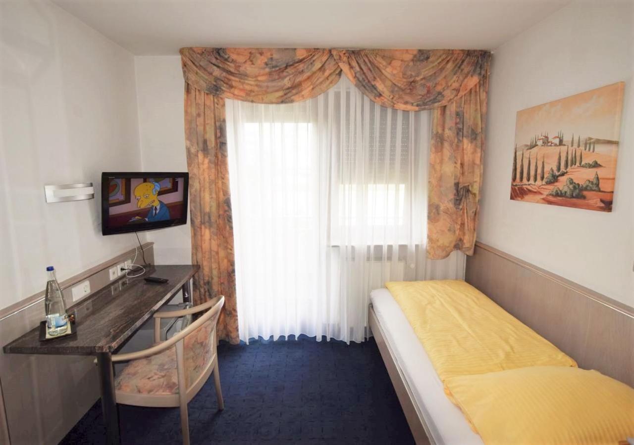 Single Room with Balcony photo 1