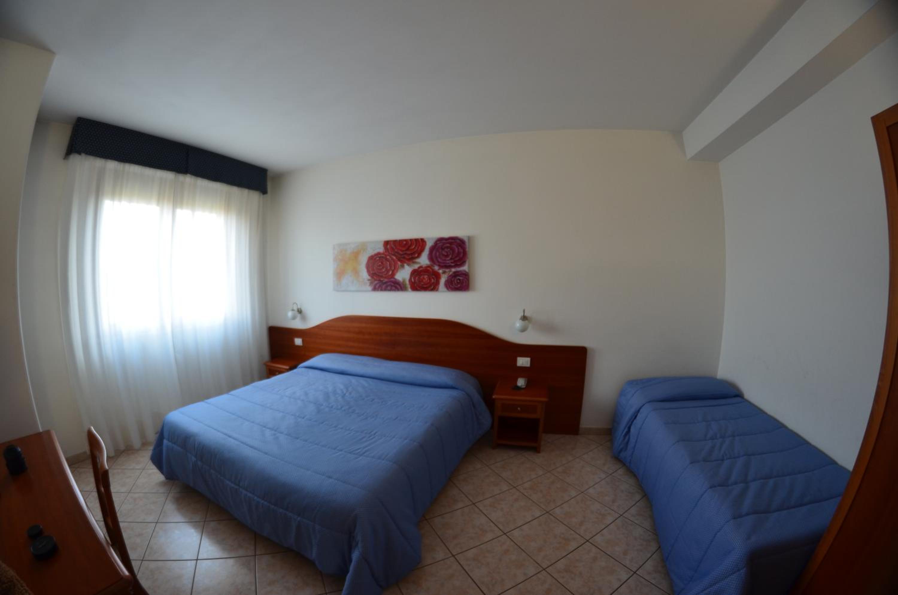 Triple Room photo 3