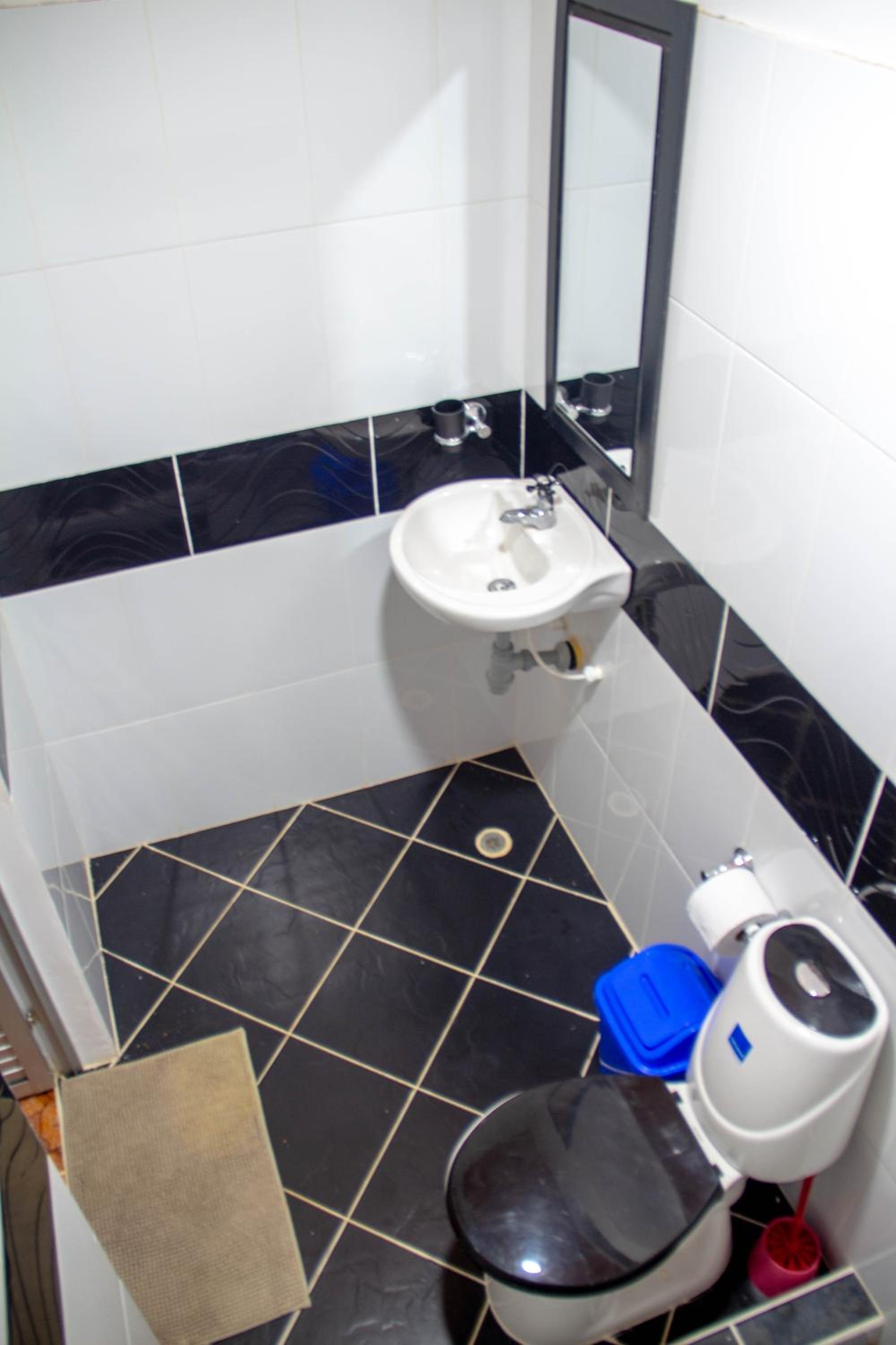 Budget Double Room photo 2