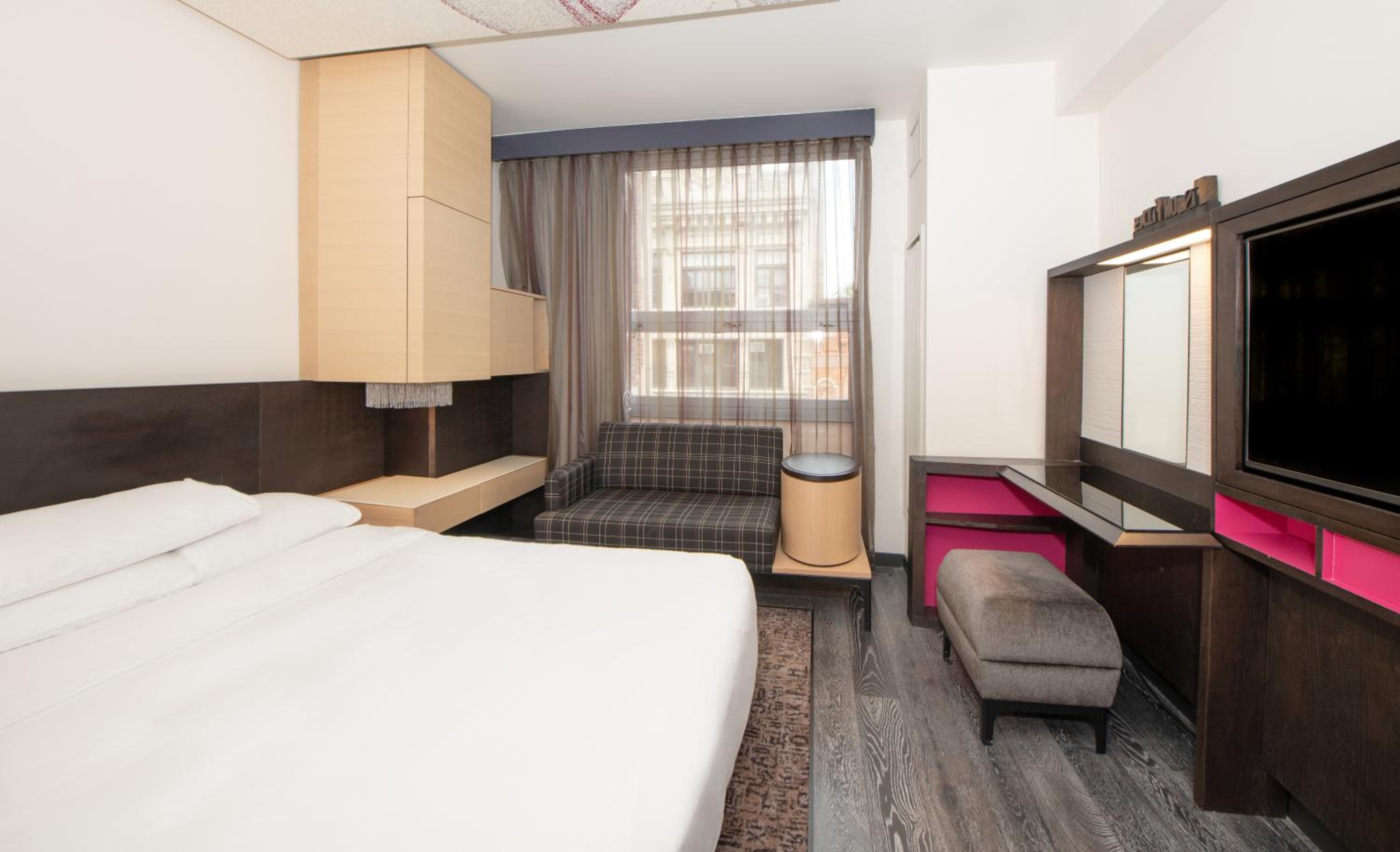 King Room with City View