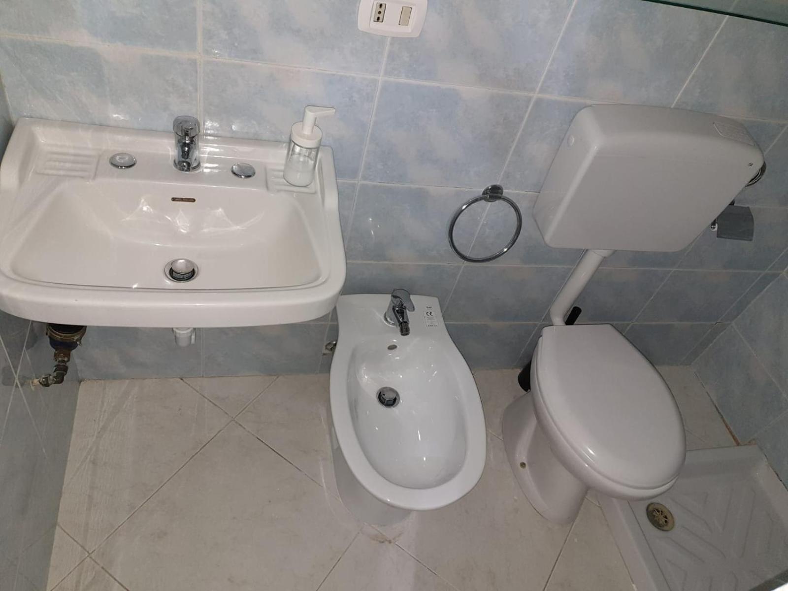 Studio Apartment - Photo 8