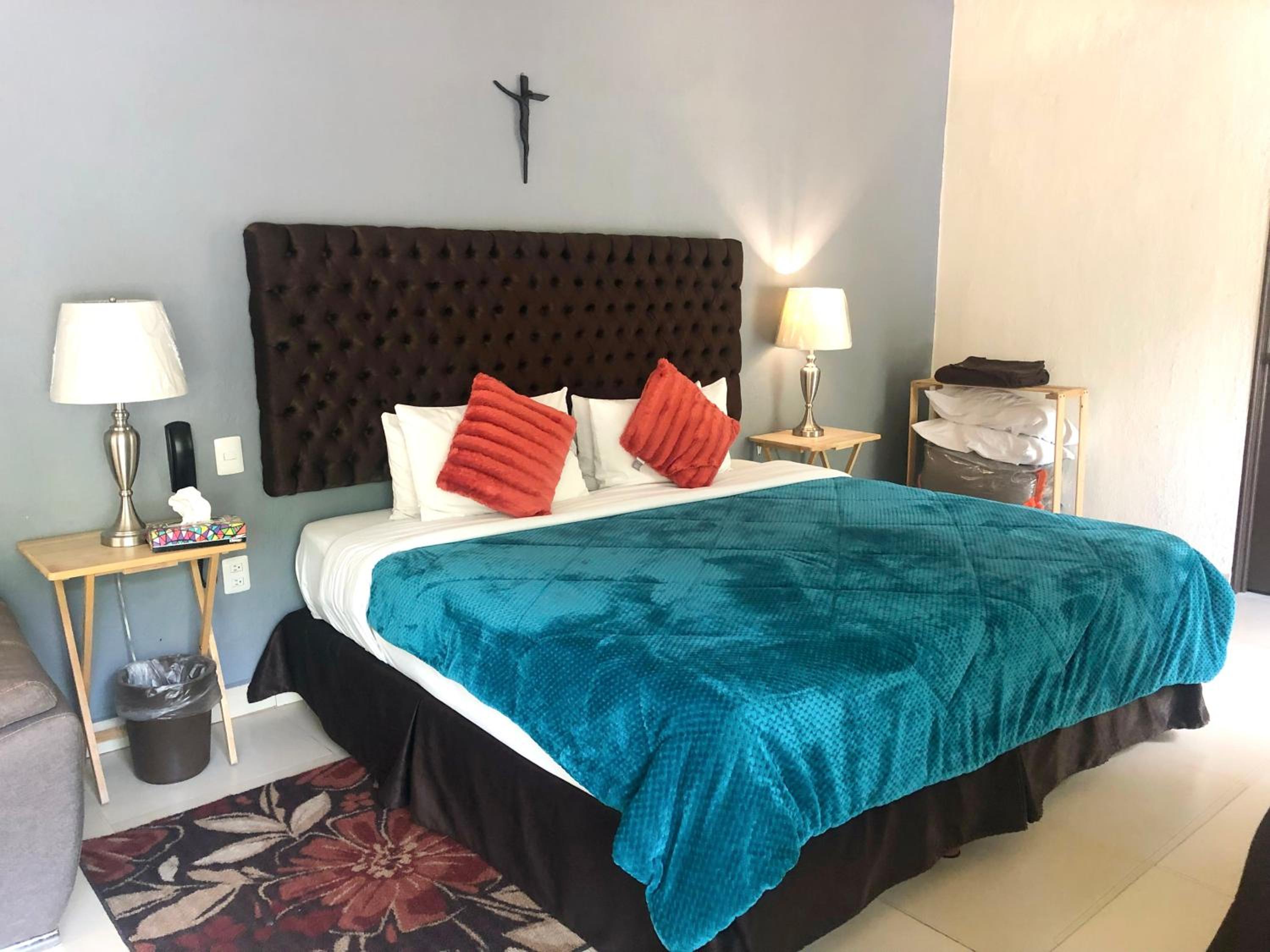 King Suite - Photo 1