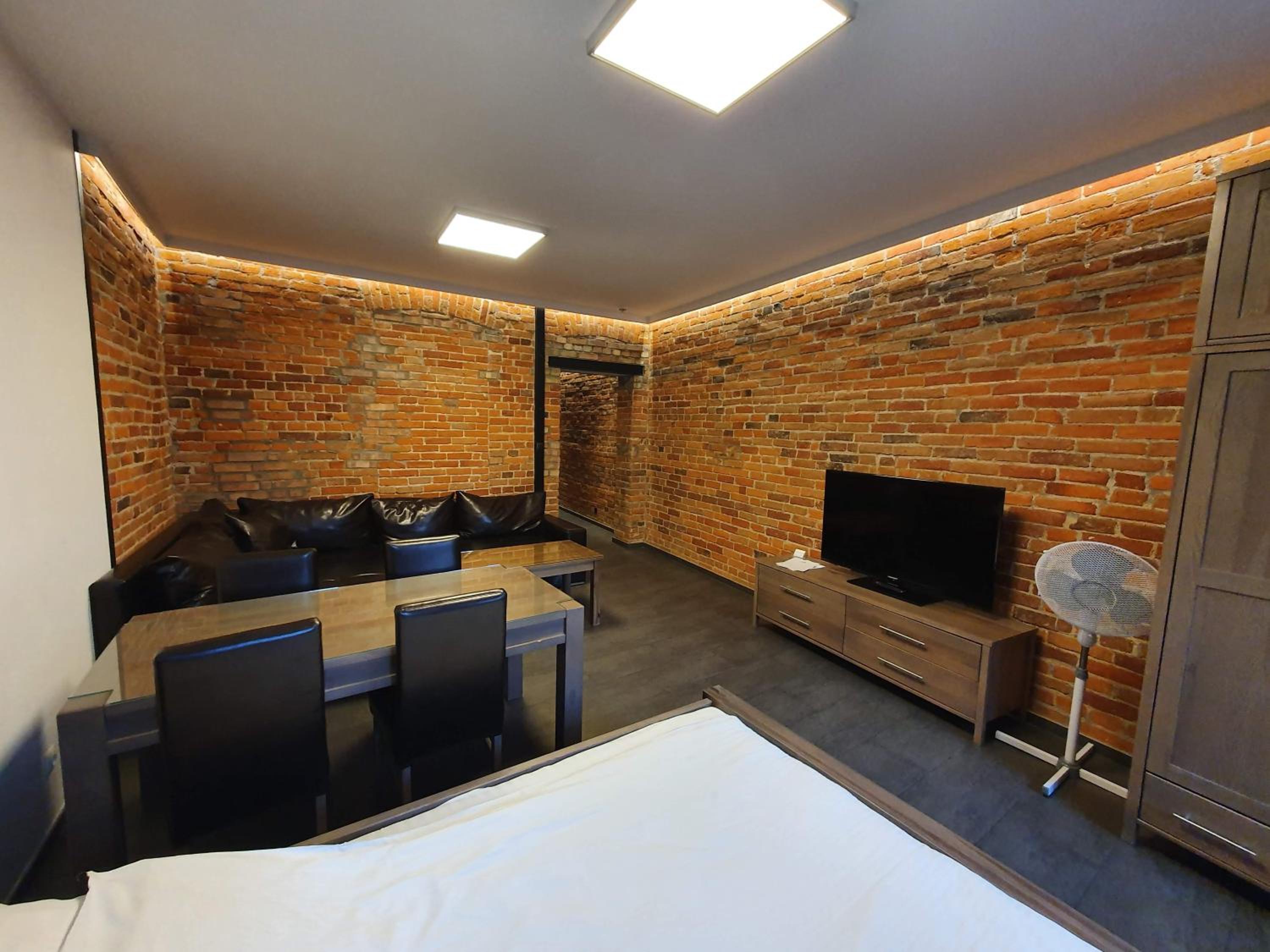Deluxe Studio - Photo 10