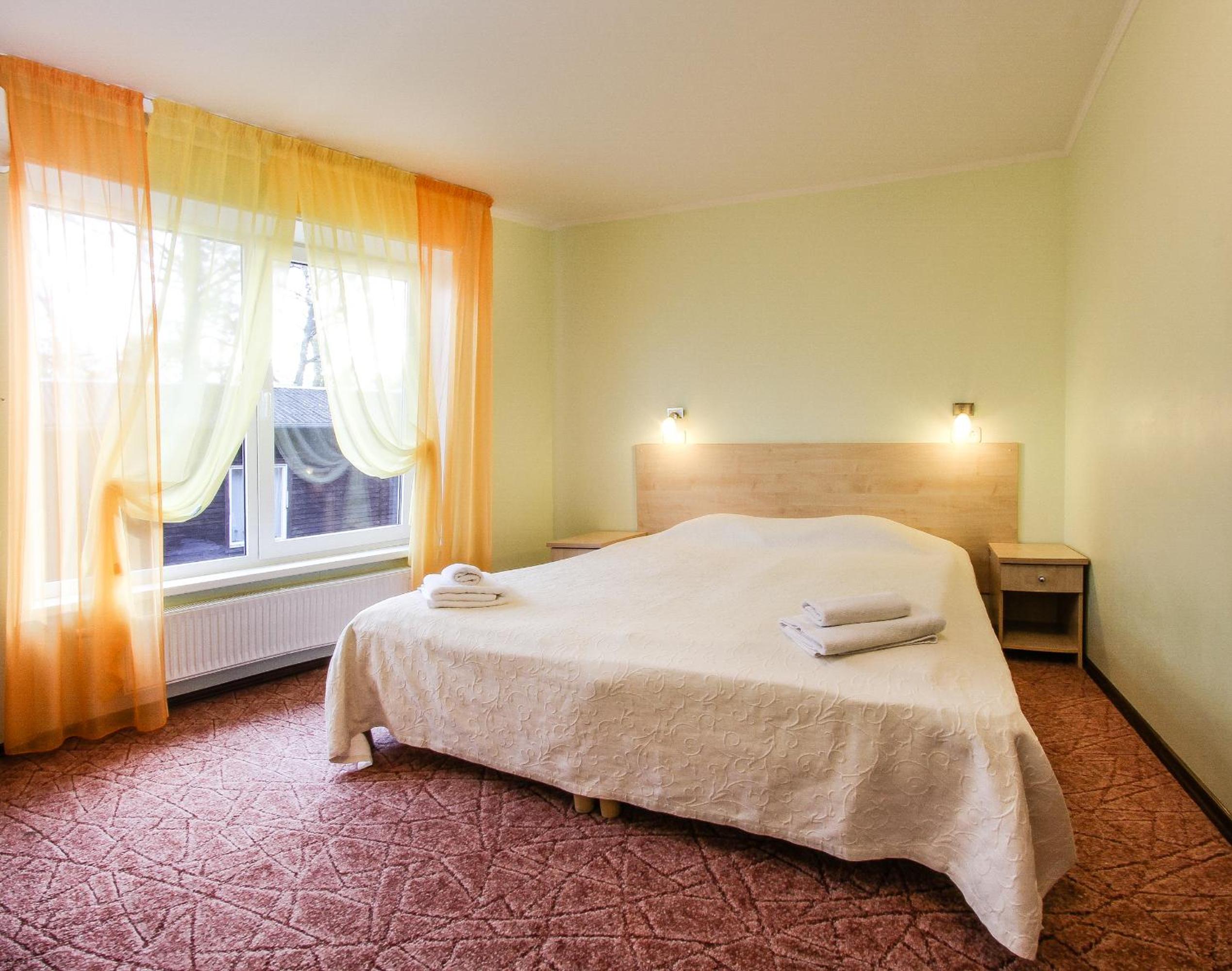 Budget Double or Twin Room - Photo 3
