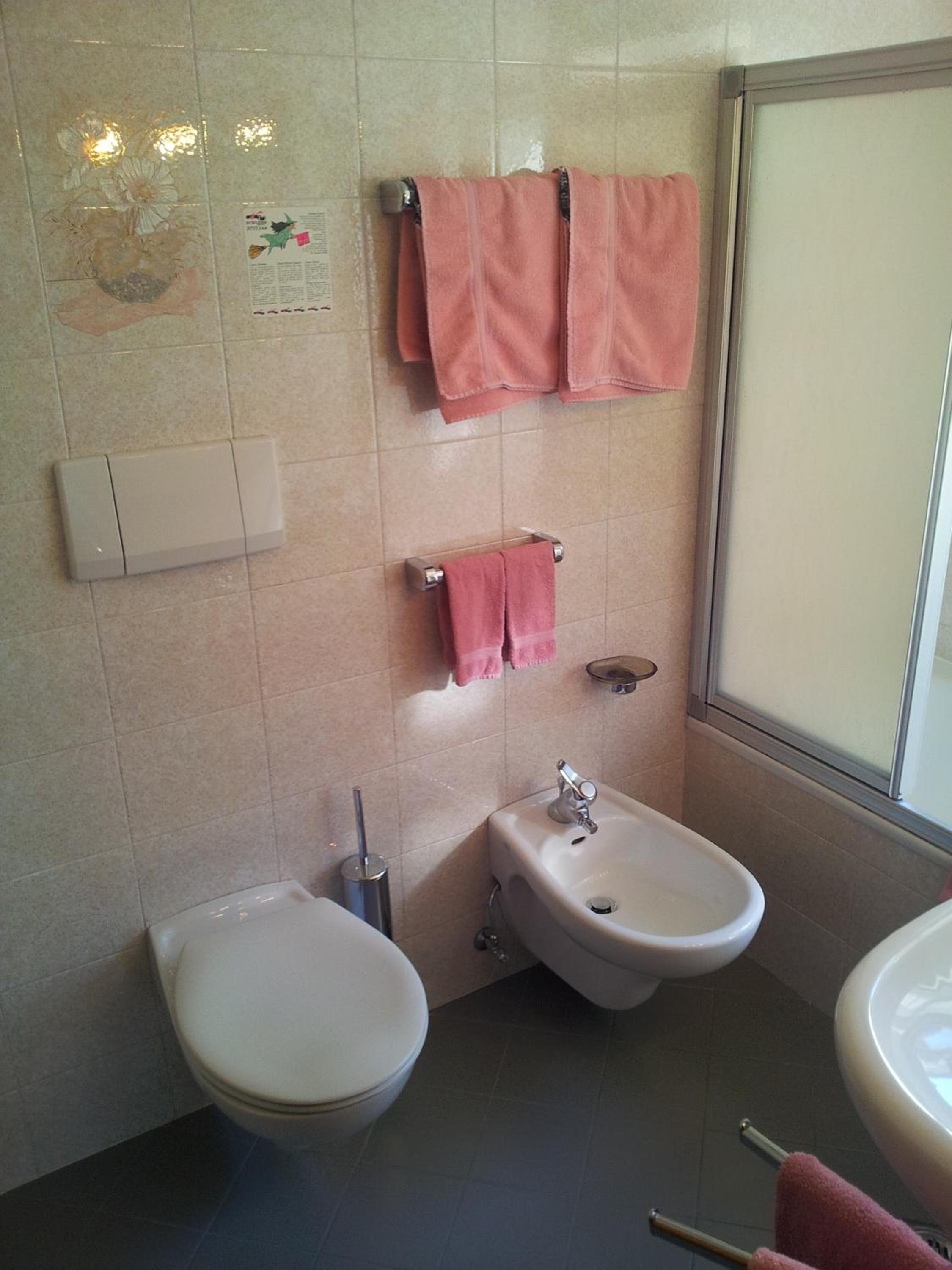 Economy Double Room photo 3