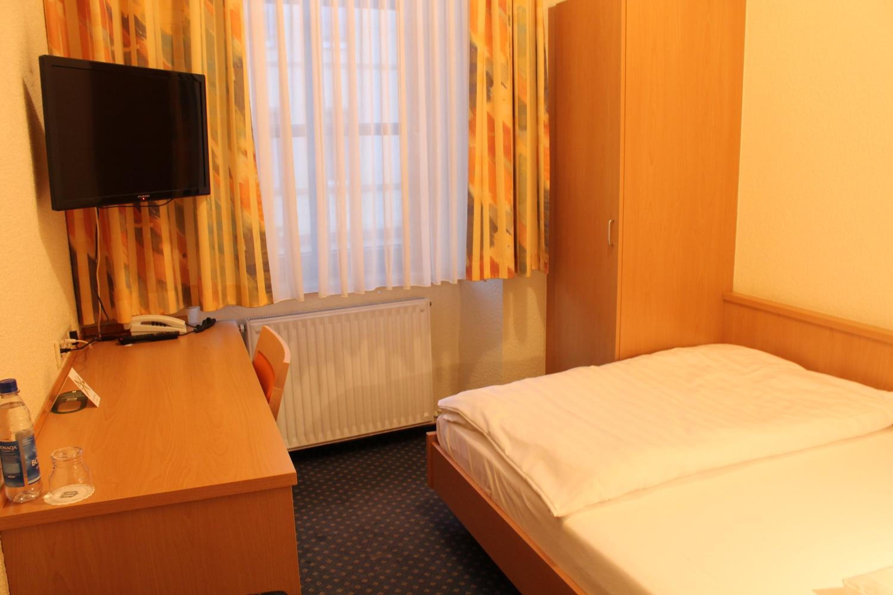 Single Room photo 1
