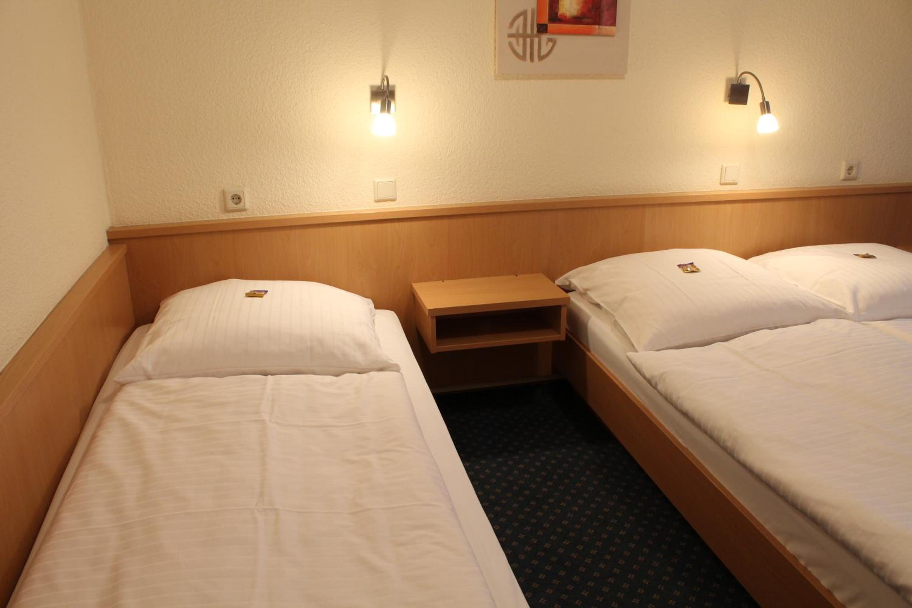 Triple Room - Photo 1