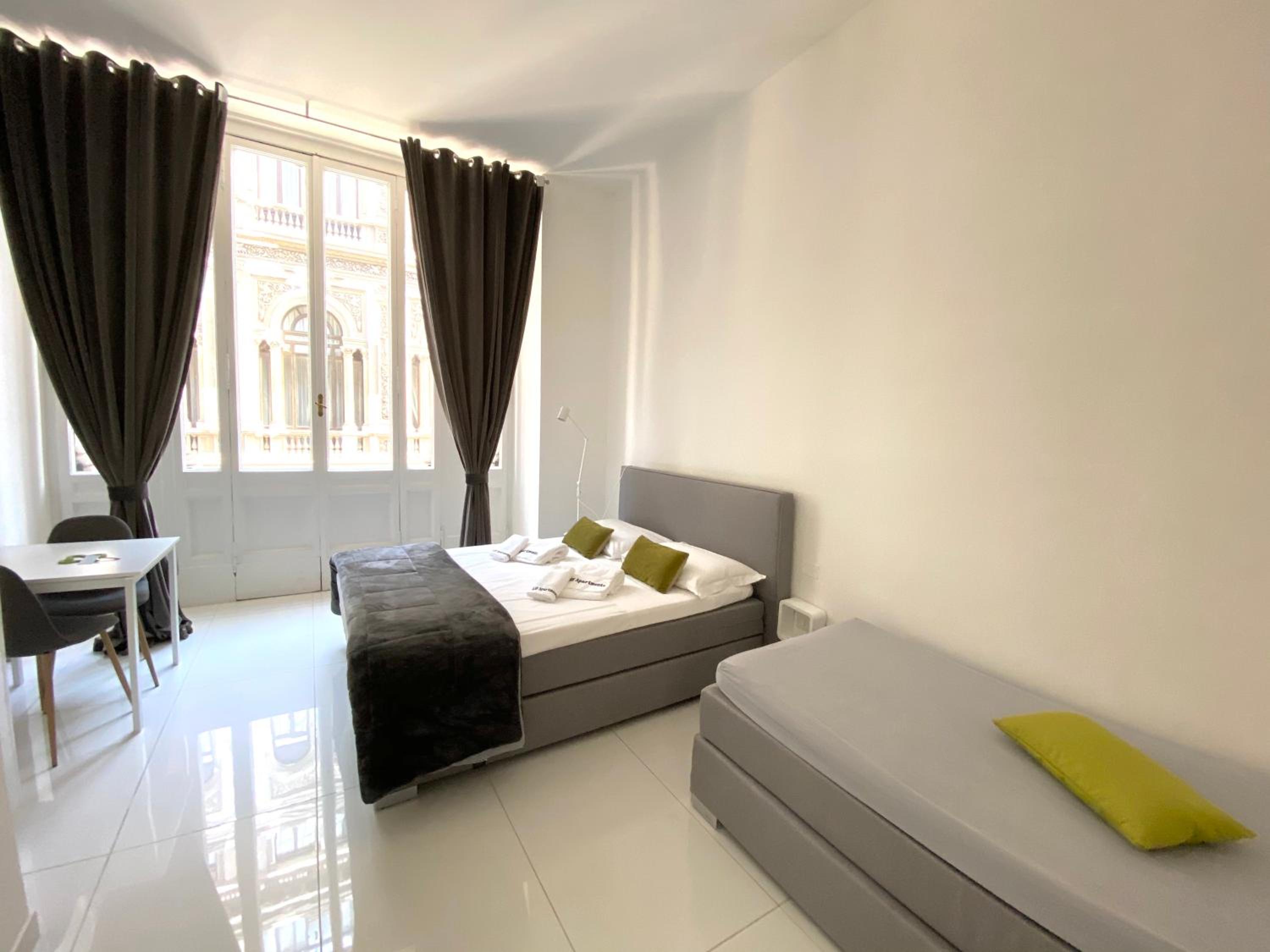 Deluxe Apartment