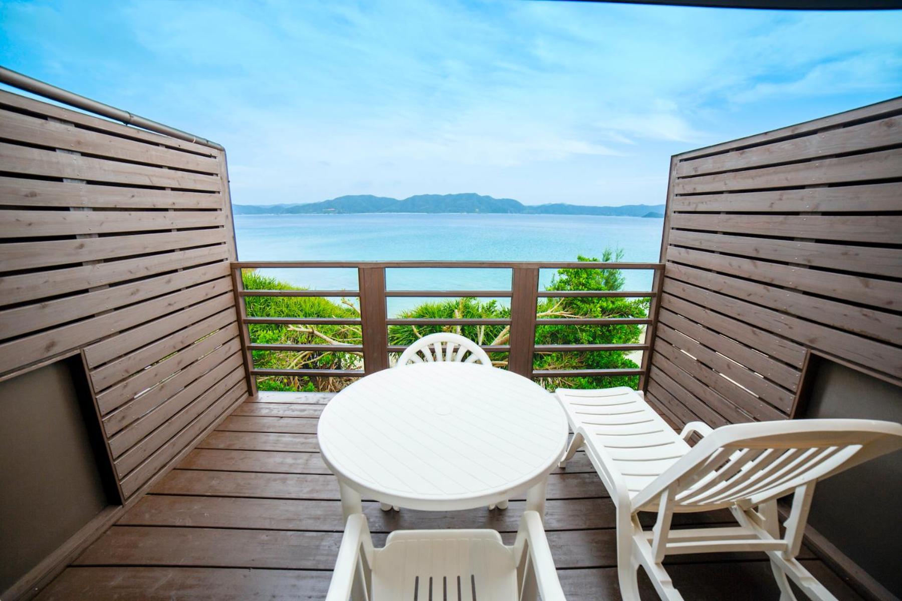 Standard Twin Room with Sea View photo 2
