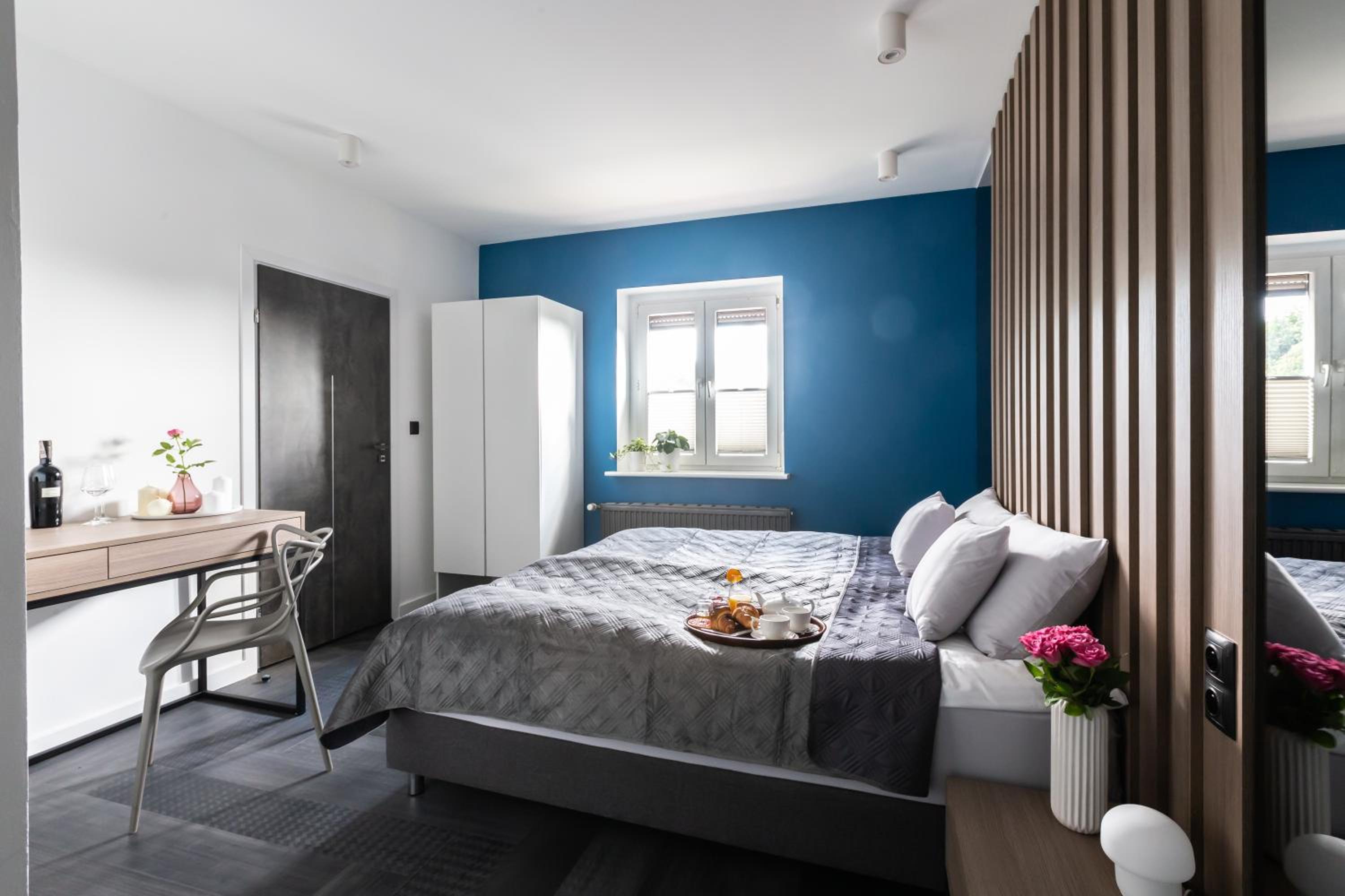 Double Room - Photo 14
