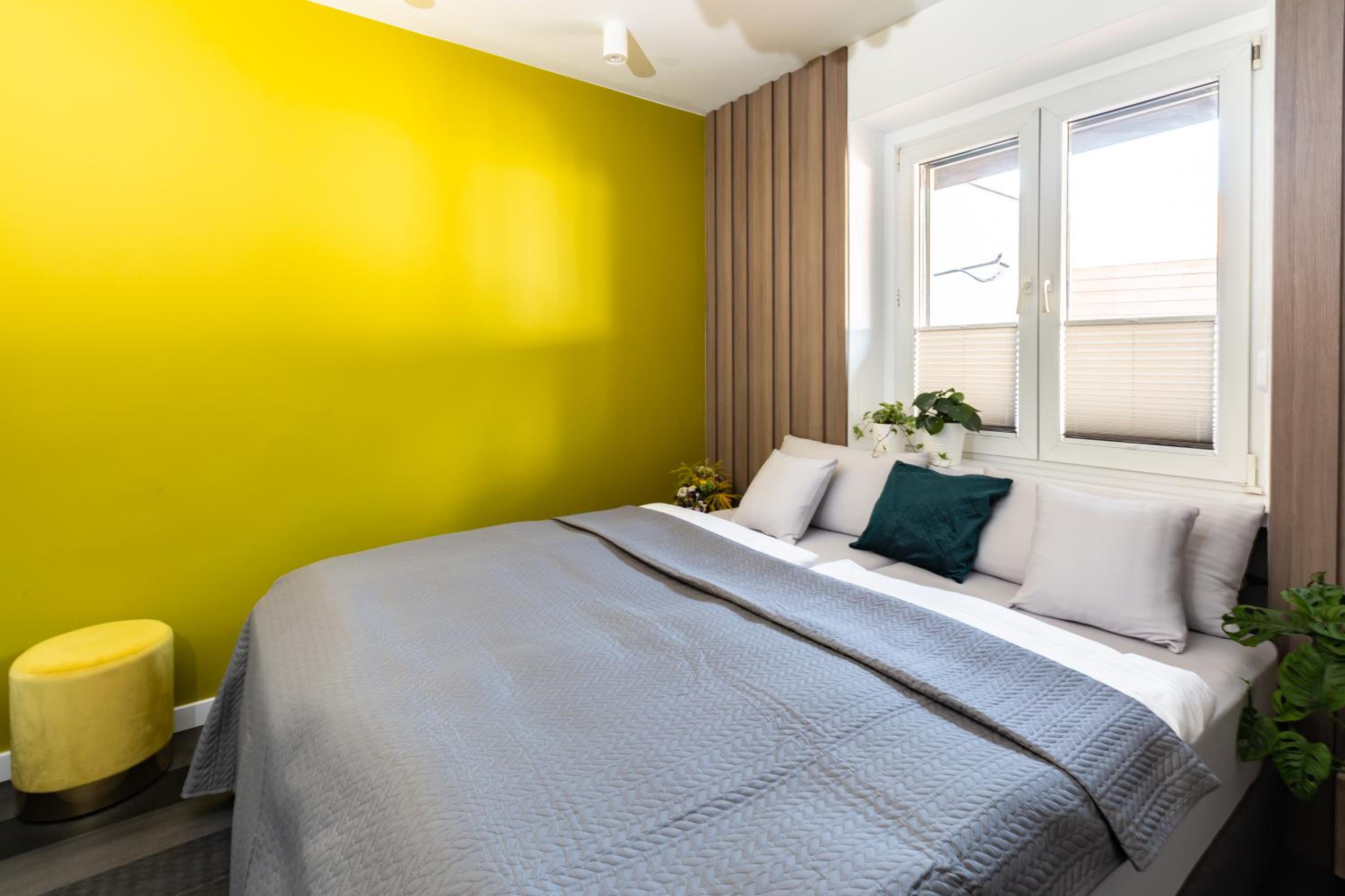Double Room - Photo 8