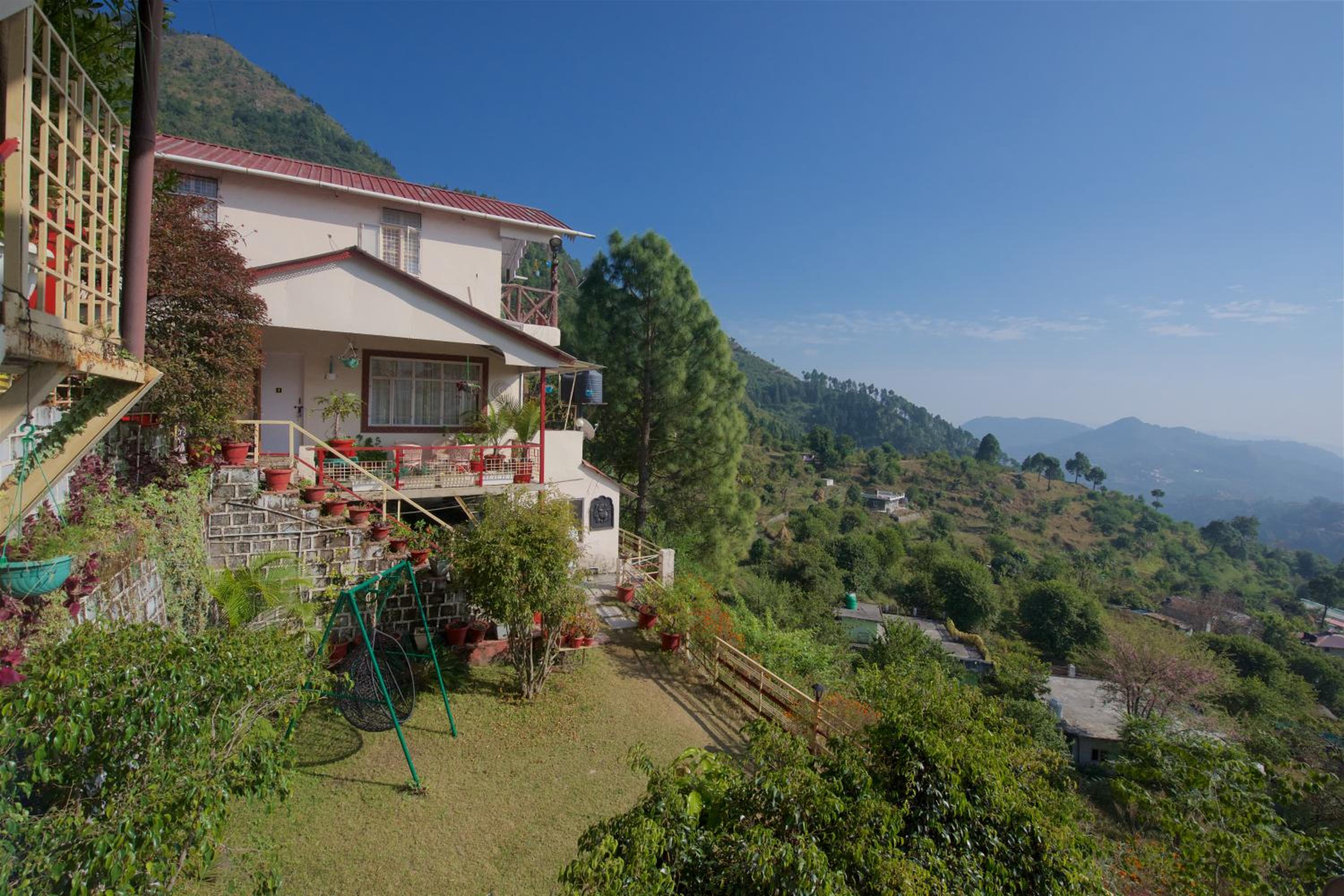 Villa photo 2