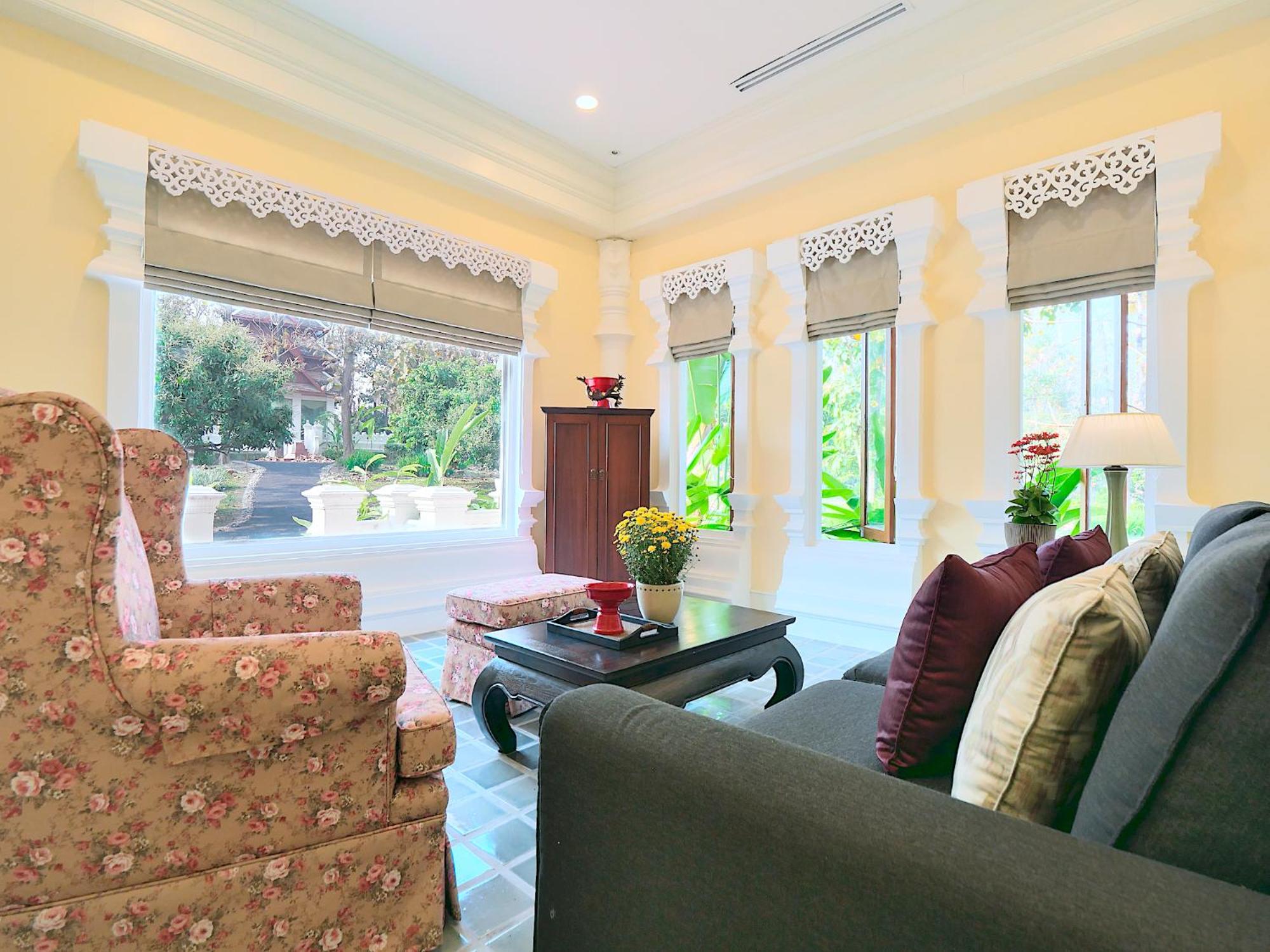 Superior King Suite - Photo 5
