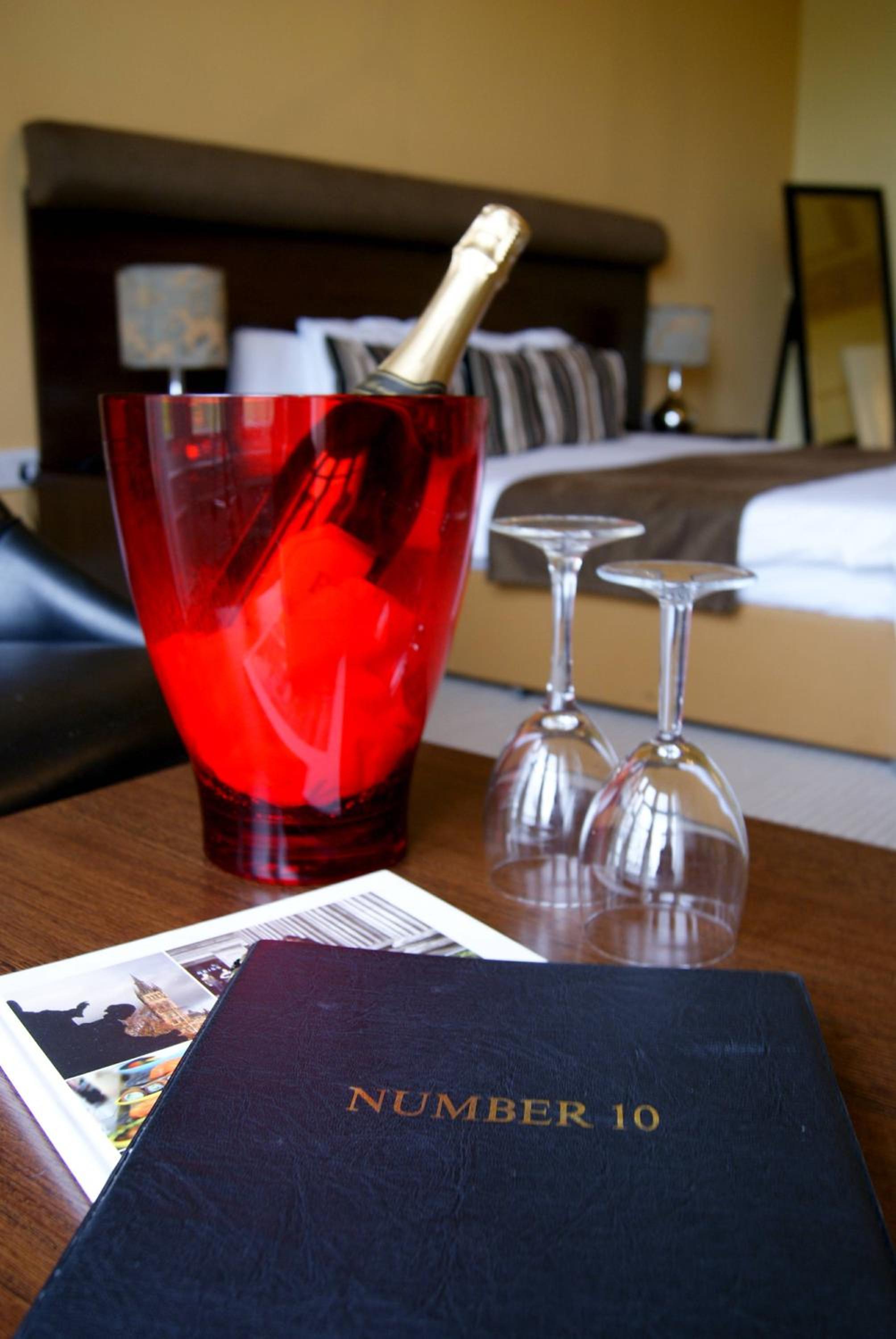 Club Double Room - Photo 2