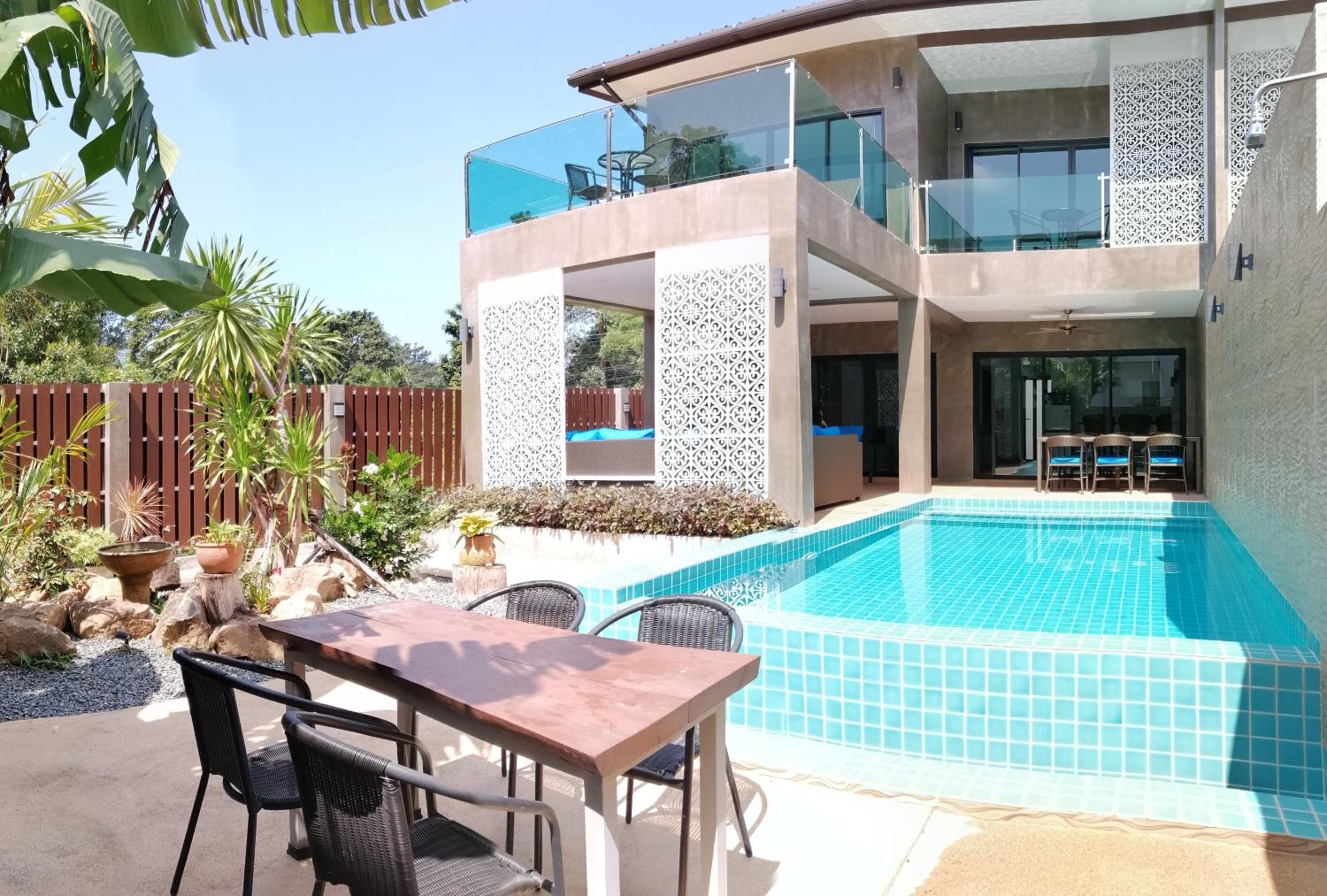 Villa with Private Pool - Photo 63
