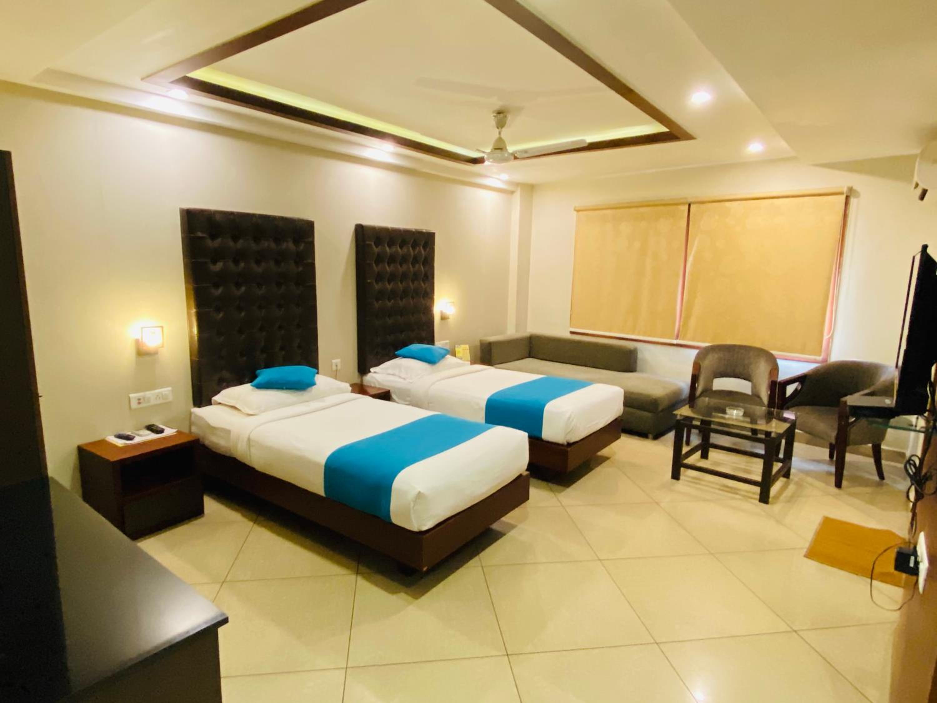 Superior Twin Room
