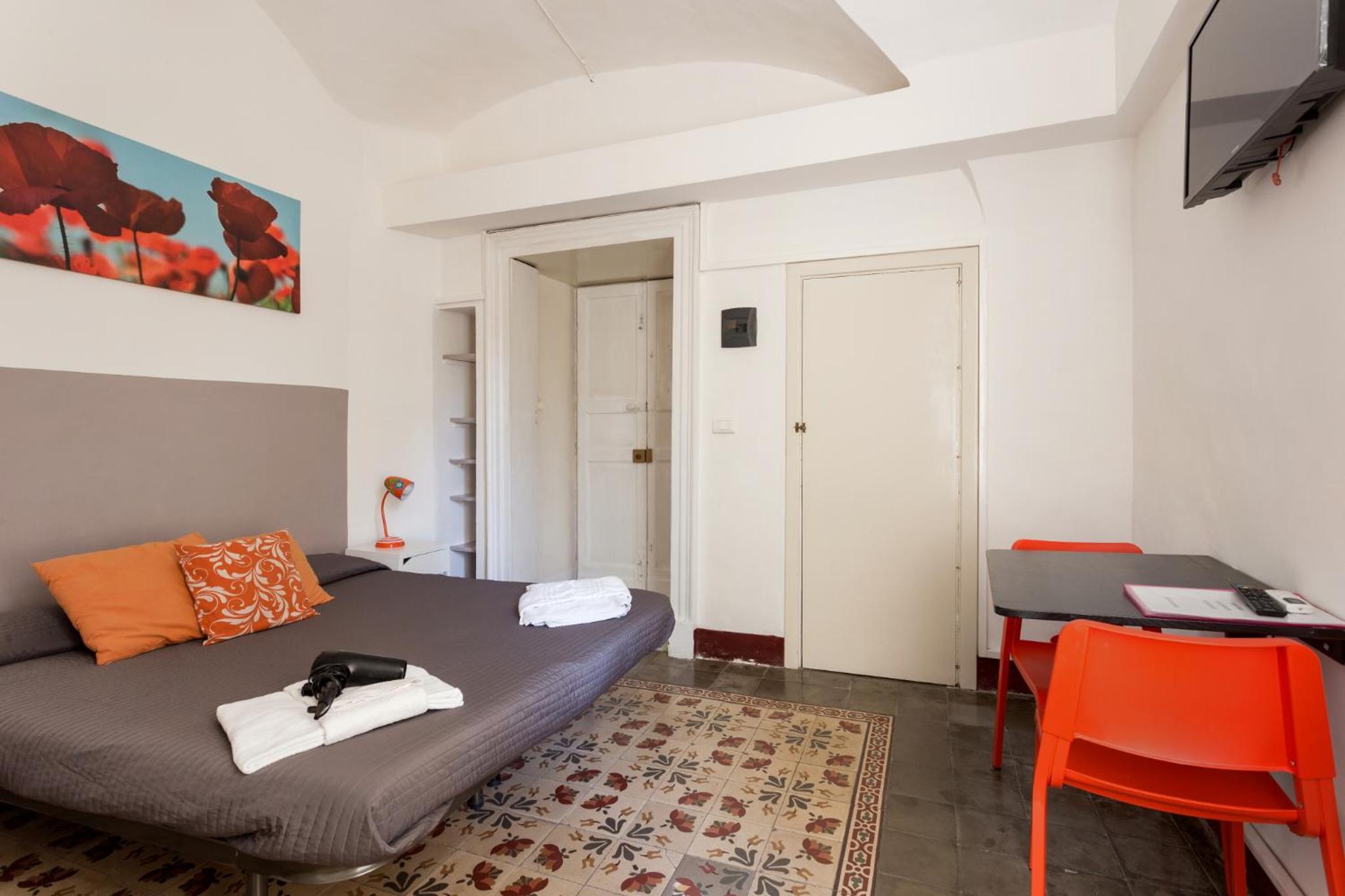 Double or Twin Room - Photo 13