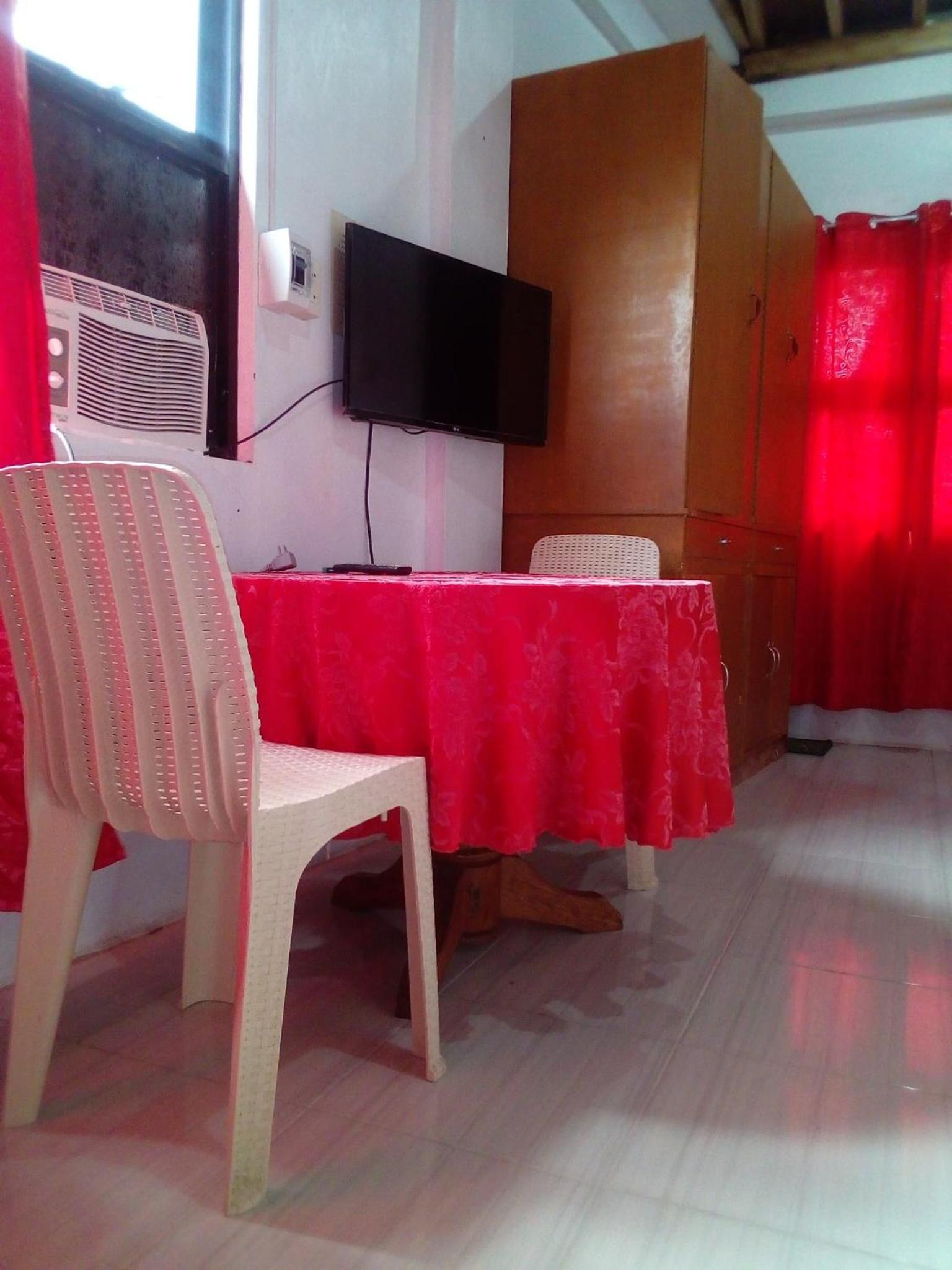 Quadruple Room with Mountain View - Photo 12