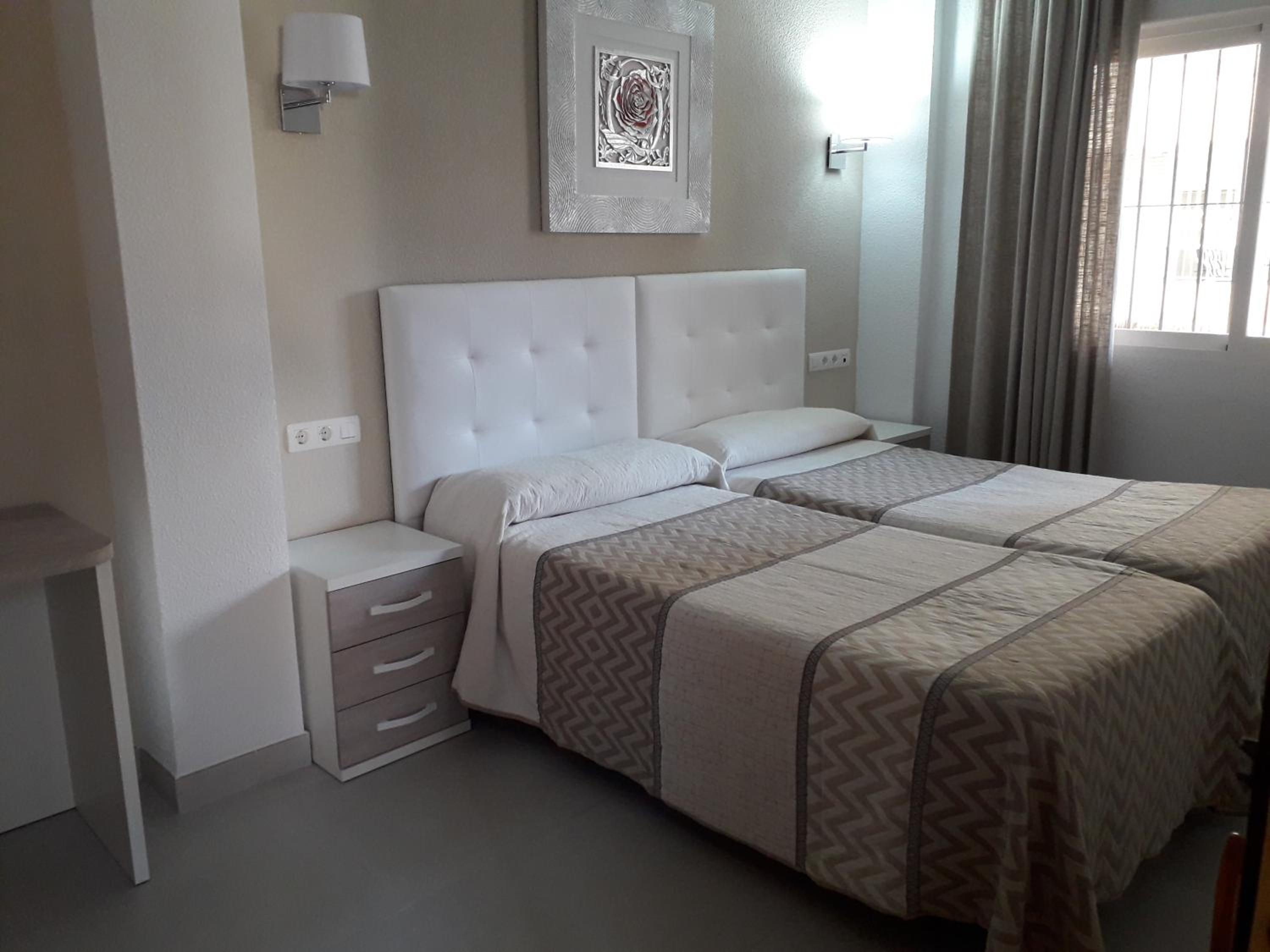Standard Double or Twin Room photo 3