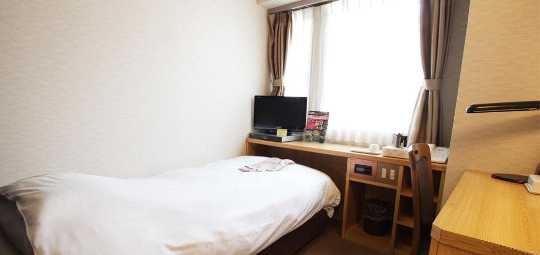 Single Room - Non-Smoking photo 3