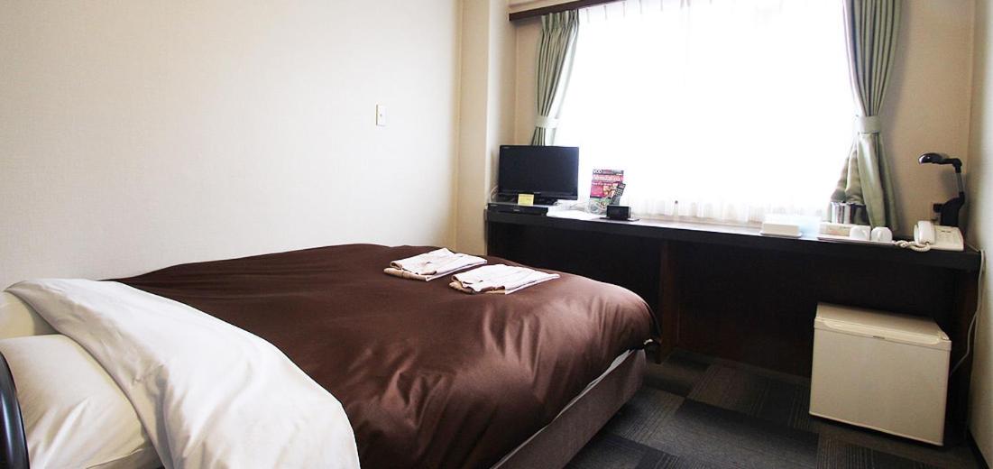 Standard Double Room - Smoking - Photo 4