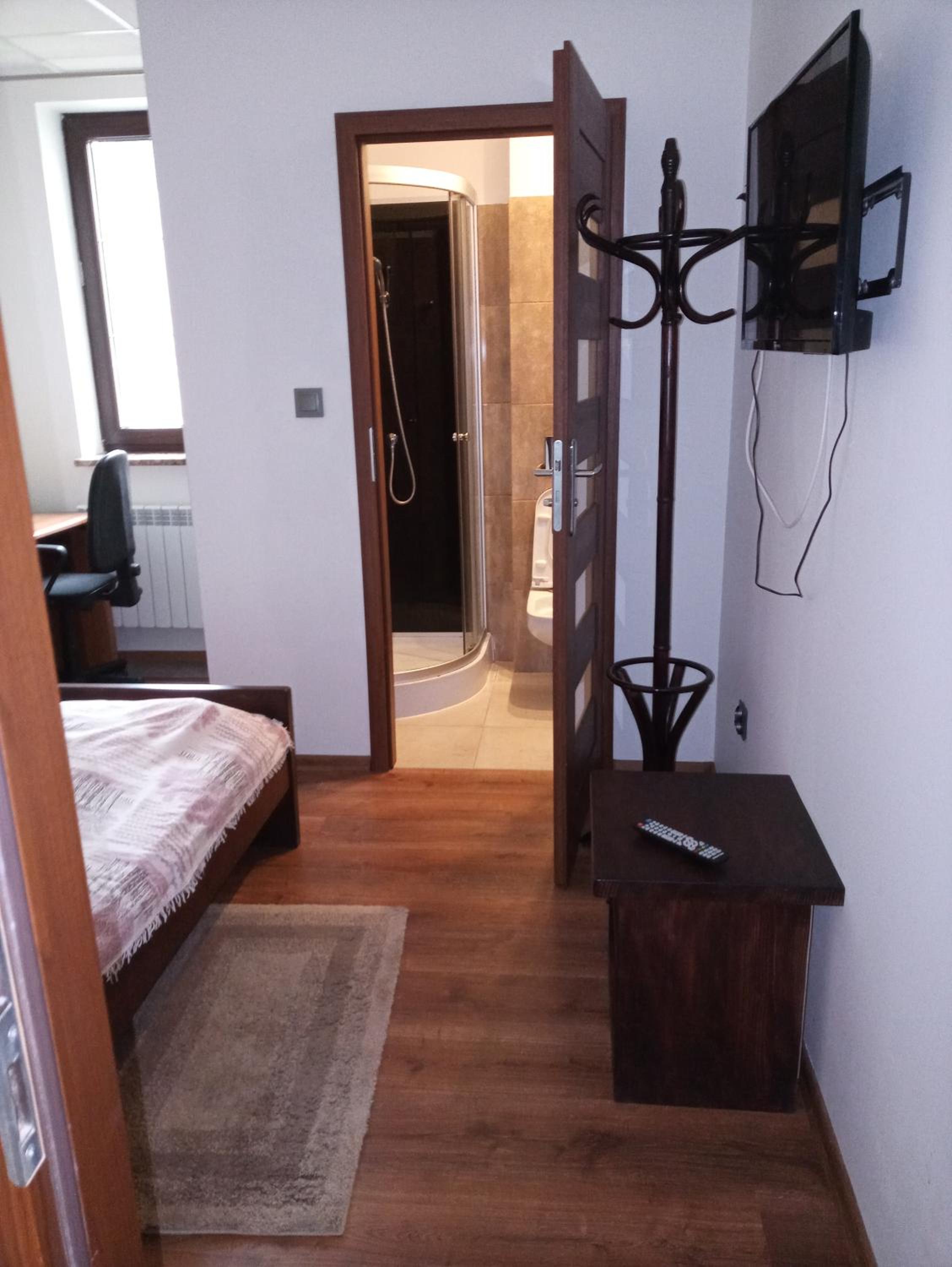 Double Or Twin Room With Private Bathroom