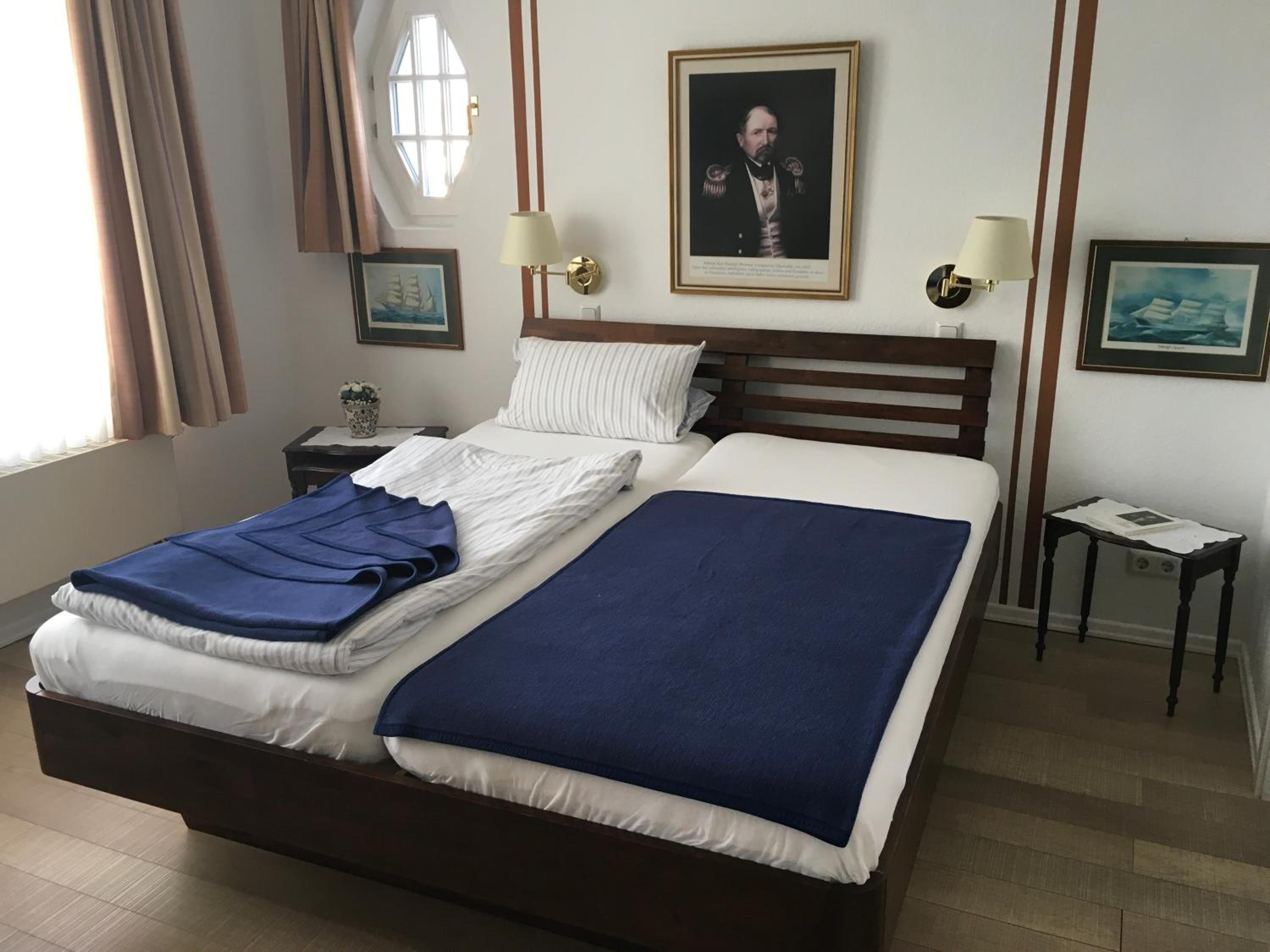 Double Room - Photo 9