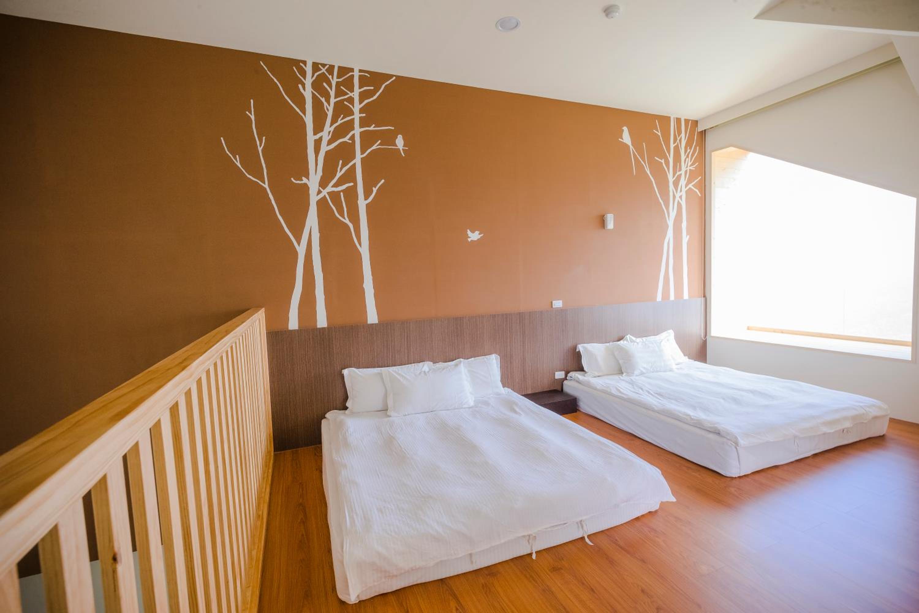 Deluxe Family Room photo 1
