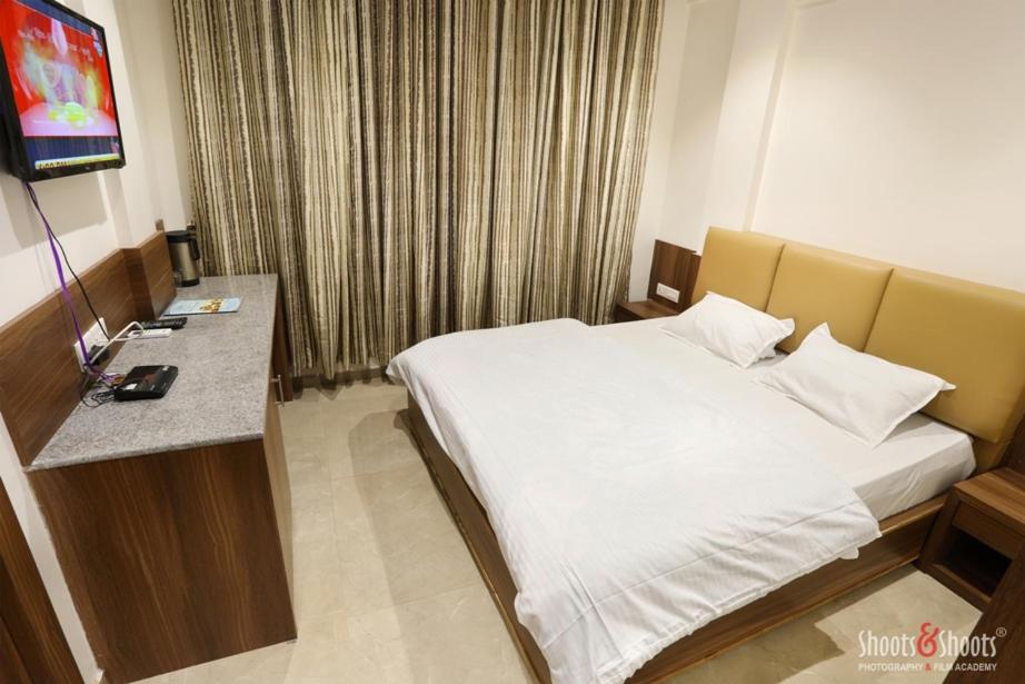 Super Deluxe Double Bed Room photo 1