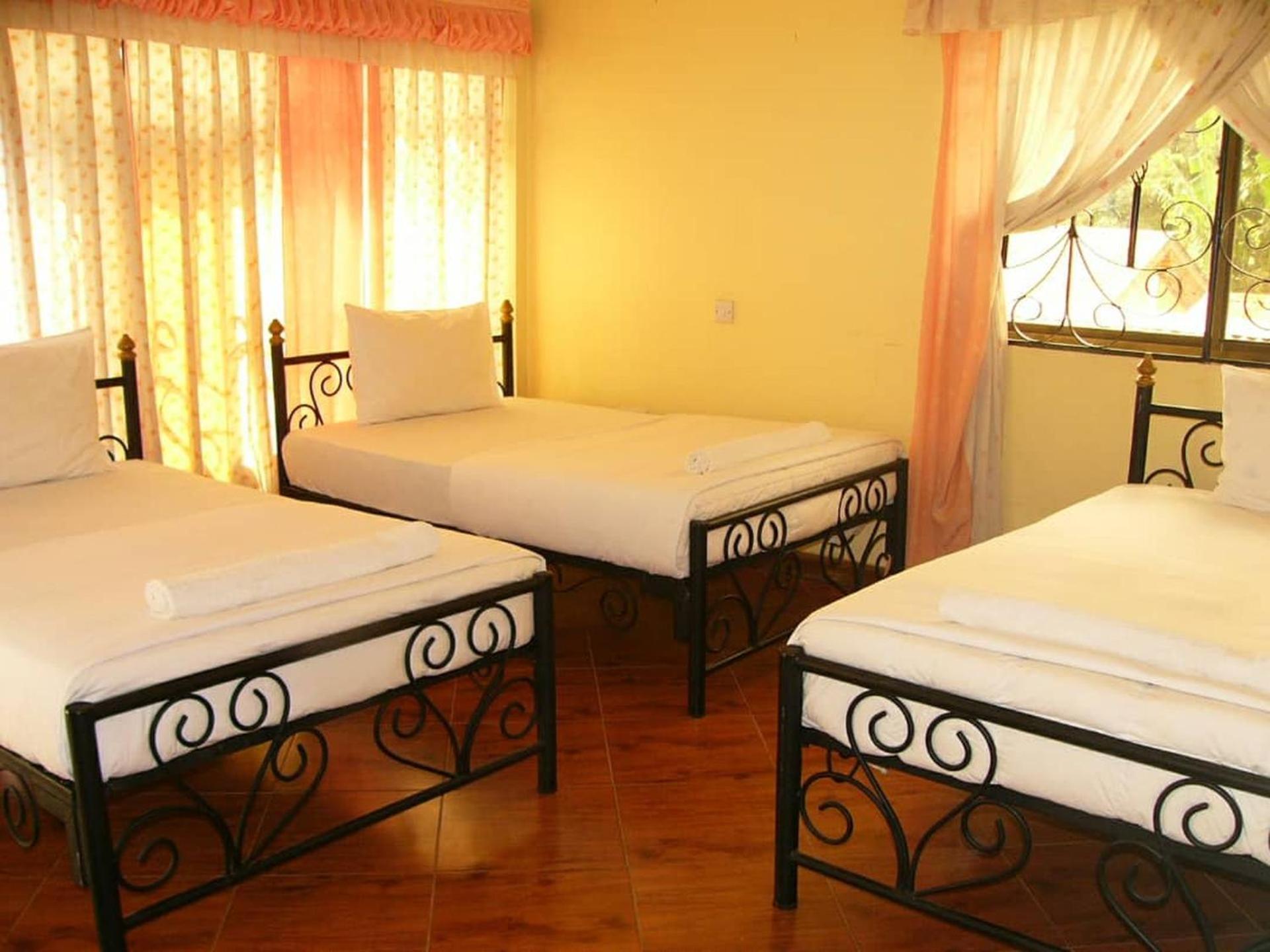 Triple Room with Balcony