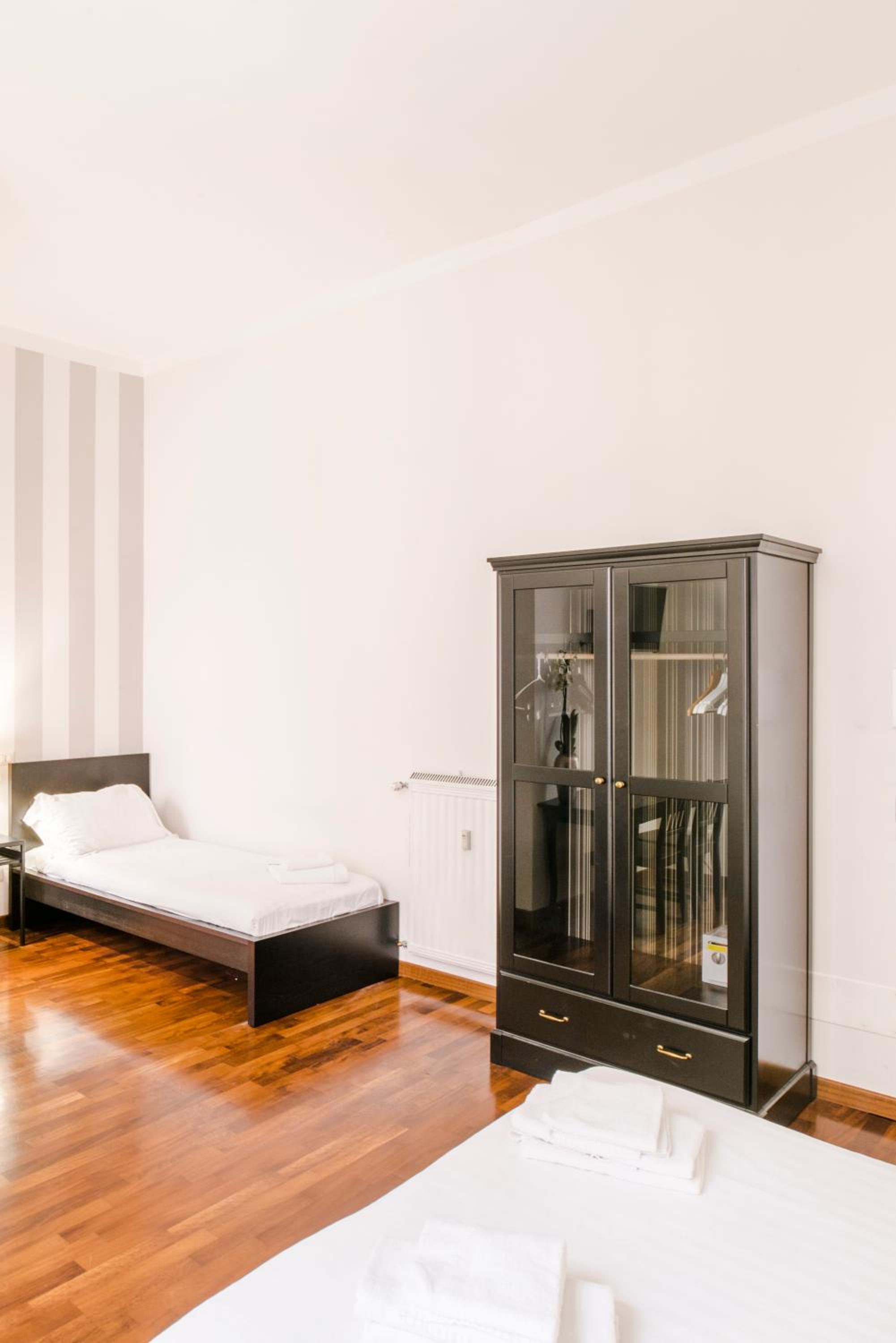 Triple Room with Private Bathroom photo 3