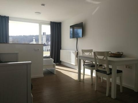 Apartment with Balcony photo 2