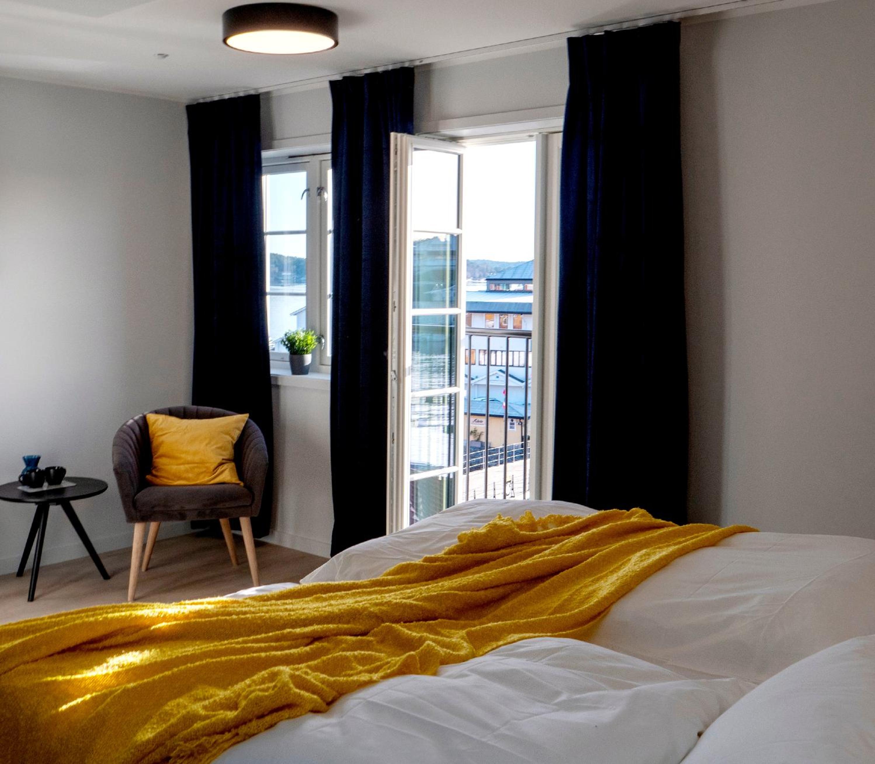 Deluxe Double Room with Sea View photo 2